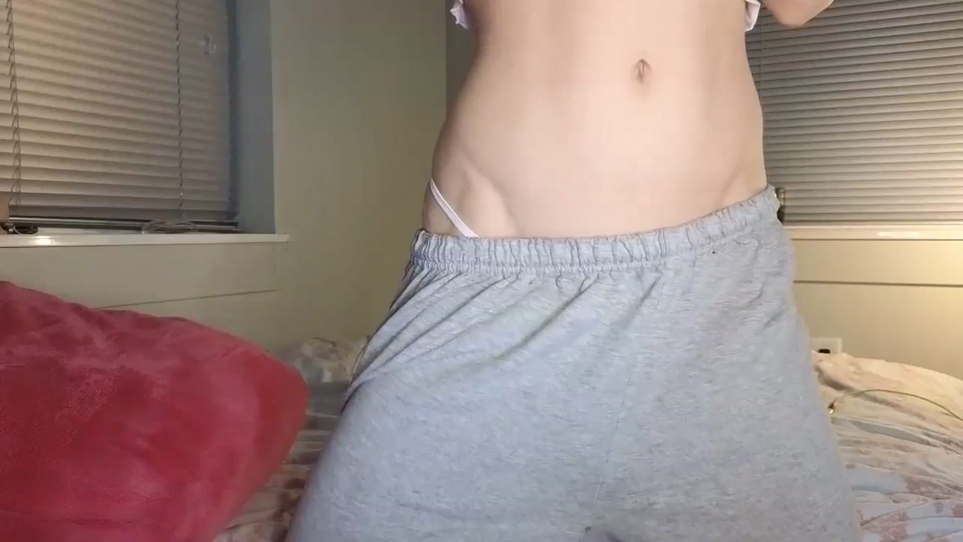 Gallery image thumbnail from xxwonderland's myfreecams stream on, 01/07/2024, 24:01 image 15 of 20