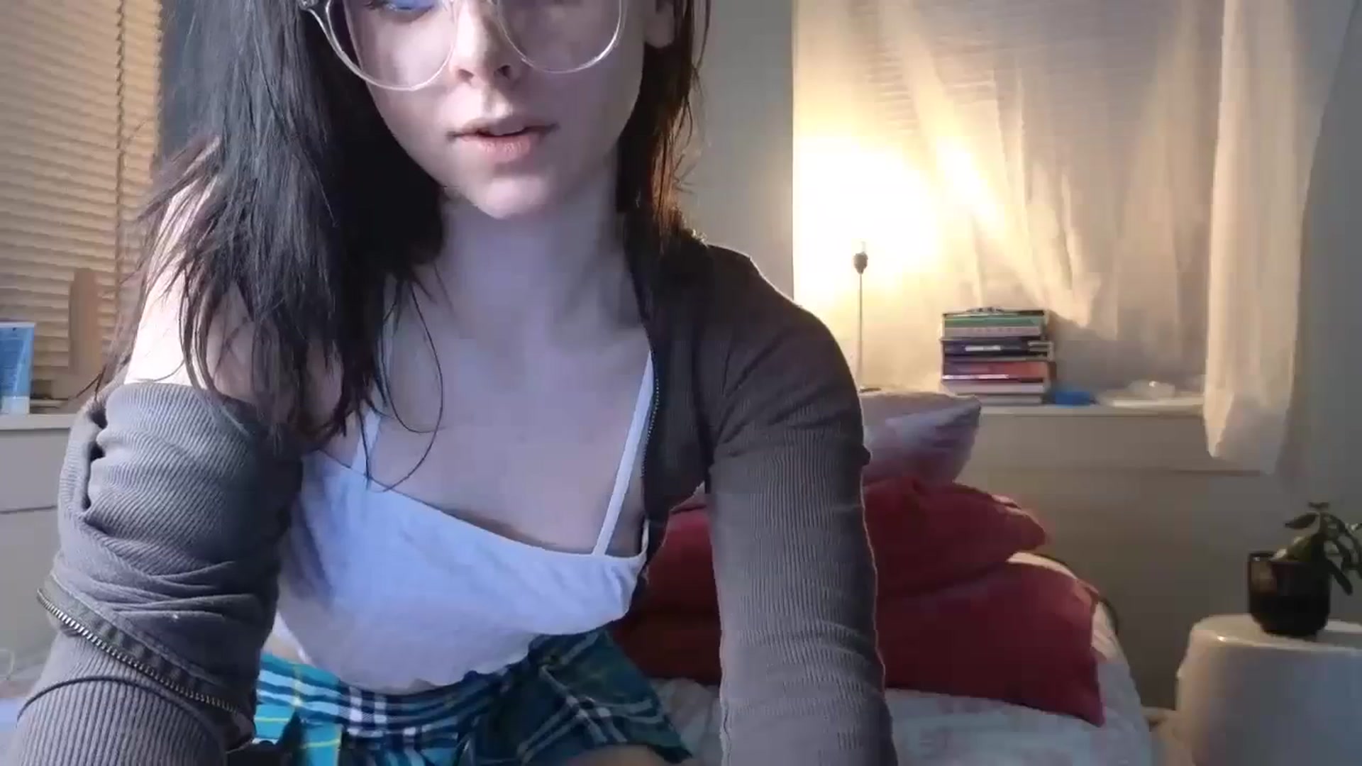 Gallery image thumbnail from xxwonderland's myfreecams stream on, 01/23/2024, 13:51 image 7 of 20