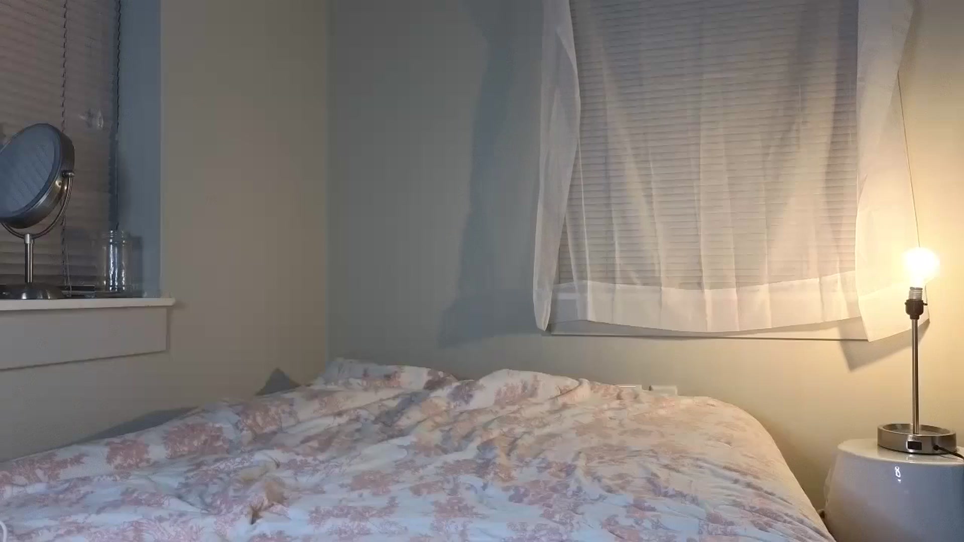 Gallery image thumbnail from xxwonderland's myfreecams stream on, 01/24/2024, 13:13 image 19 of 20