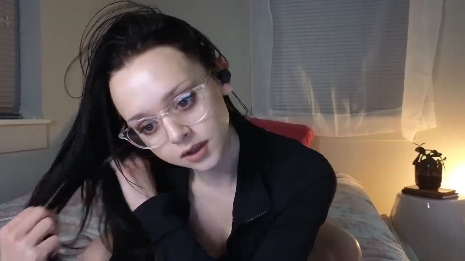 Gallery image thumbnail from xxwonderland's myfreecams stream on, 01/25/2024, 13:31 image 15 of 20