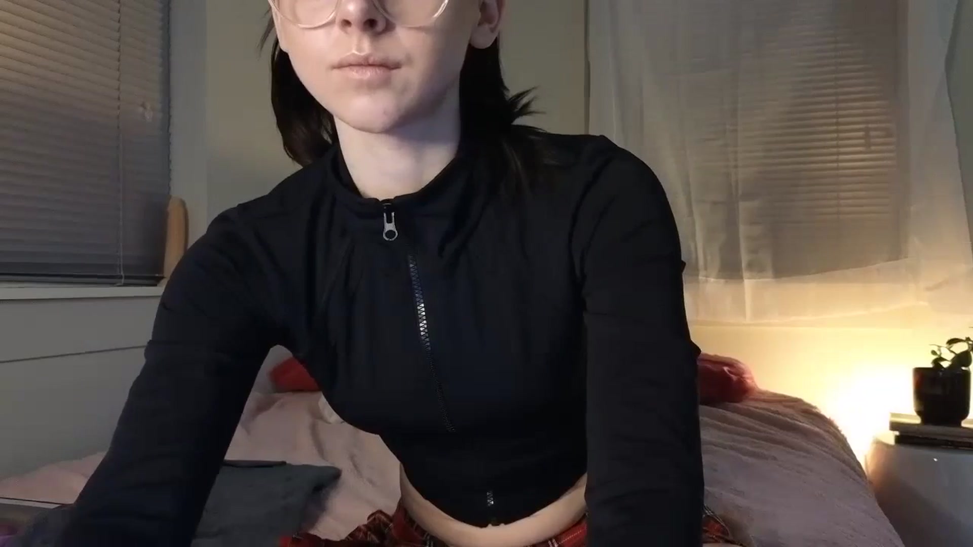 Gallery image thumbnail from xxwonderland's myfreecams stream on, 02/05/2024, 12:54 image 7 of 20
