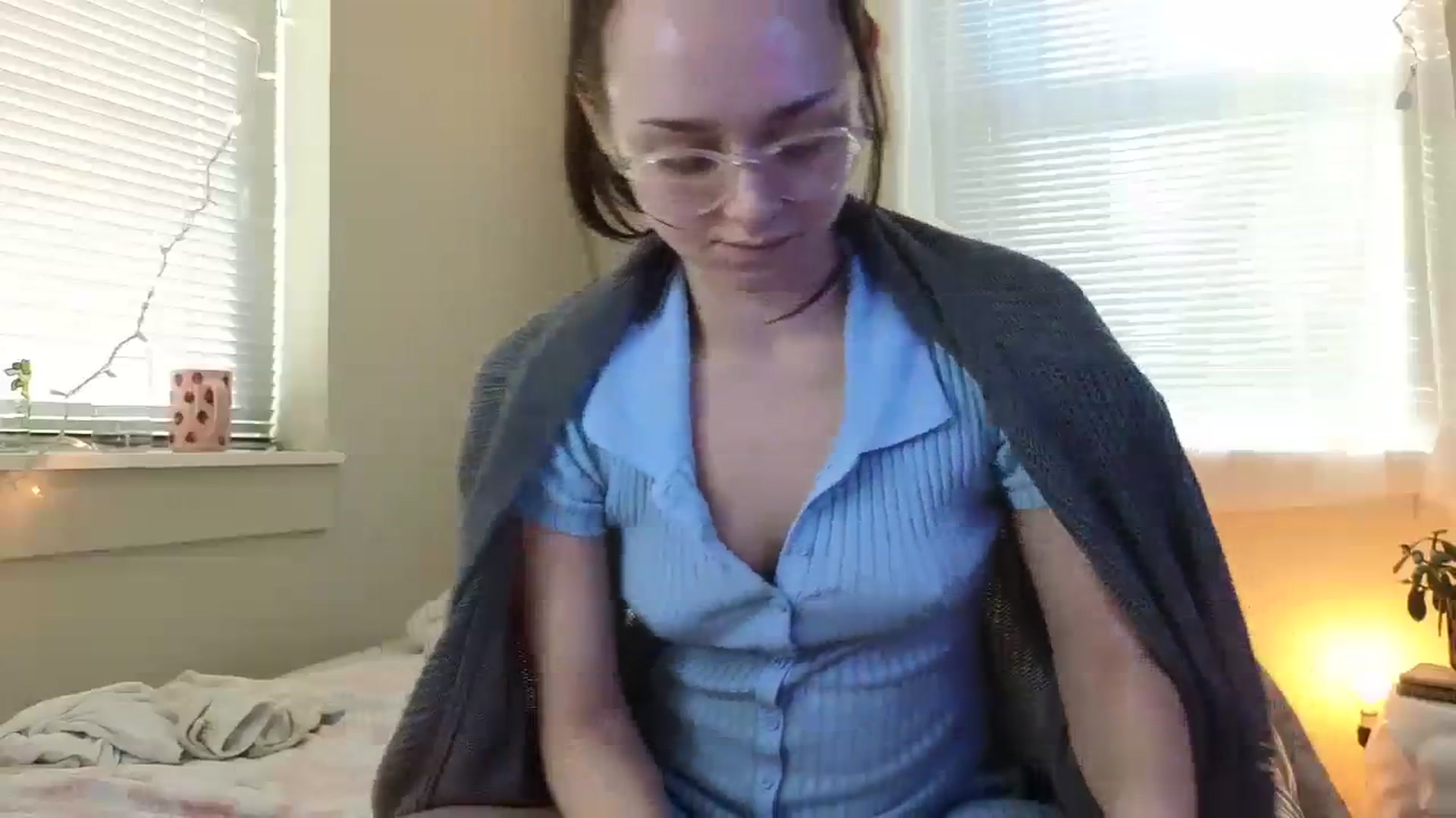 Gallery image thumbnail from xxwonderland's myfreecams stream on, 02/23/2024, 14:36 image 9 of 20
