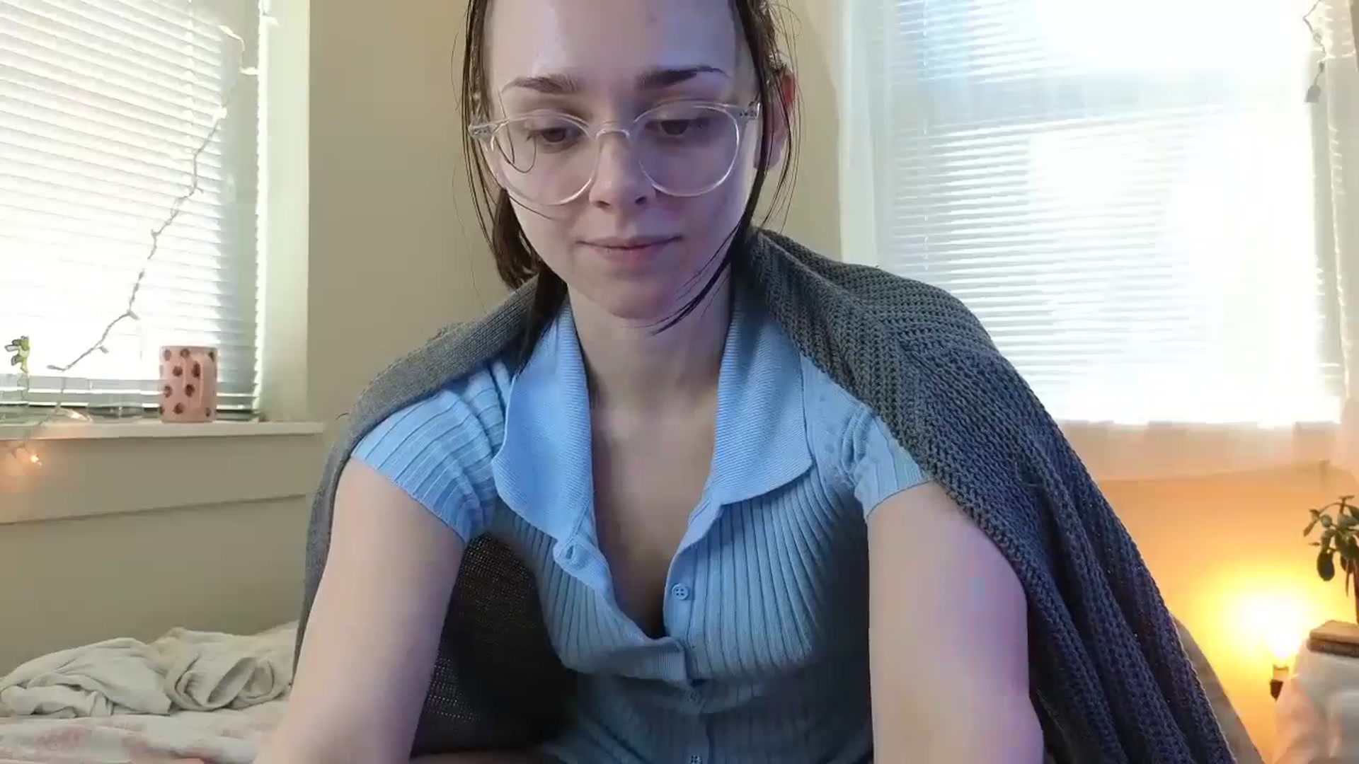 Gallery image thumbnail from xxwonderland's myfreecams stream on, 02/23/2024, 14:36 image 17 of 20