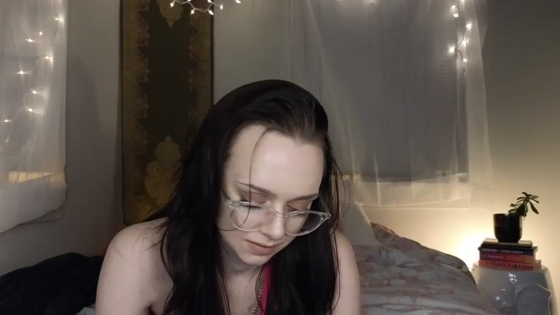 Gallery image thumbnail from xxwonderland's myfreecams stream on, 03/26/2024, 02:27 image 17 of 20