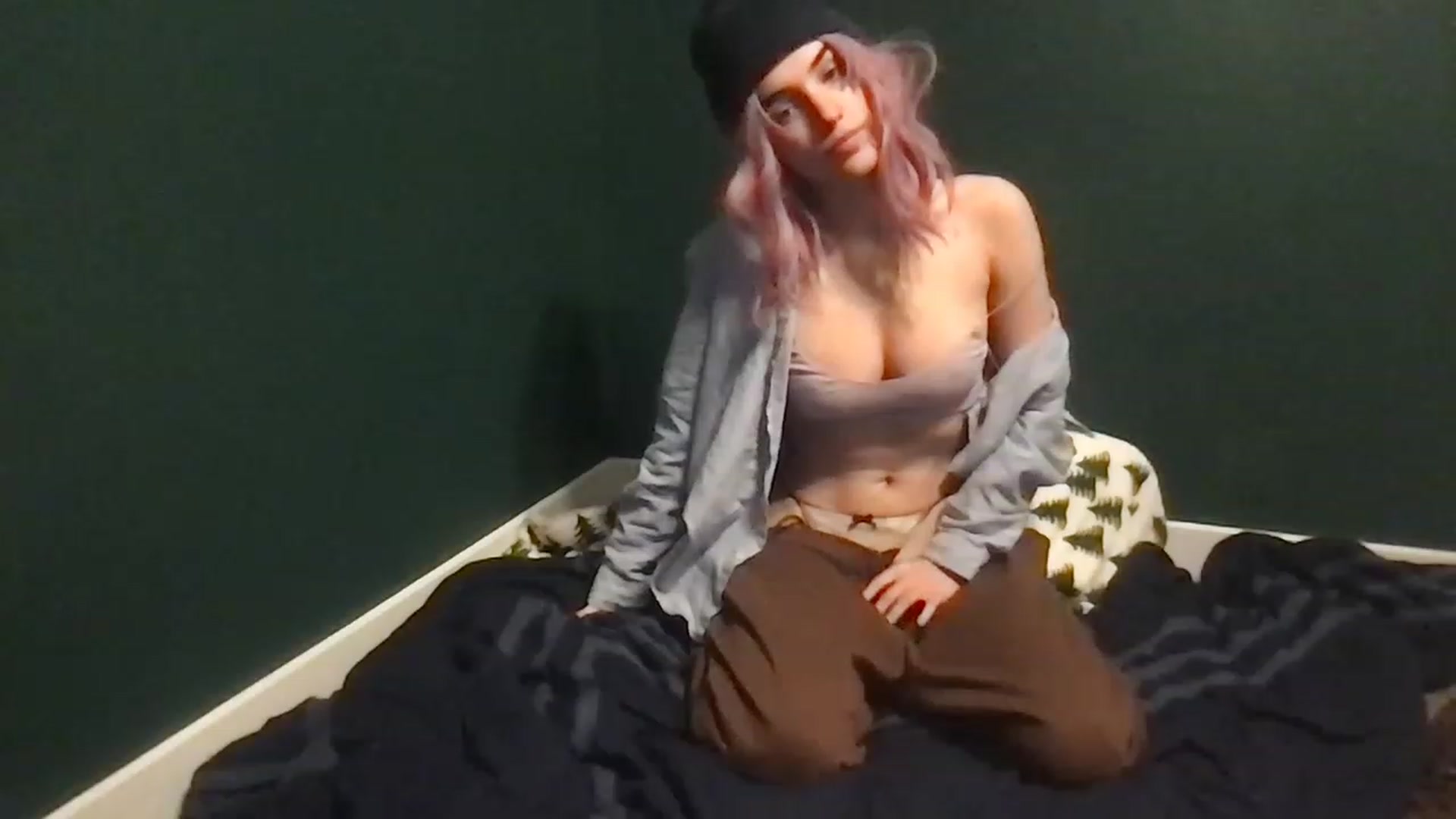 Gallery image thumbnail from xxxvara's myfreecams stream on, 01/31/2023, 03:06 image 3 of 20