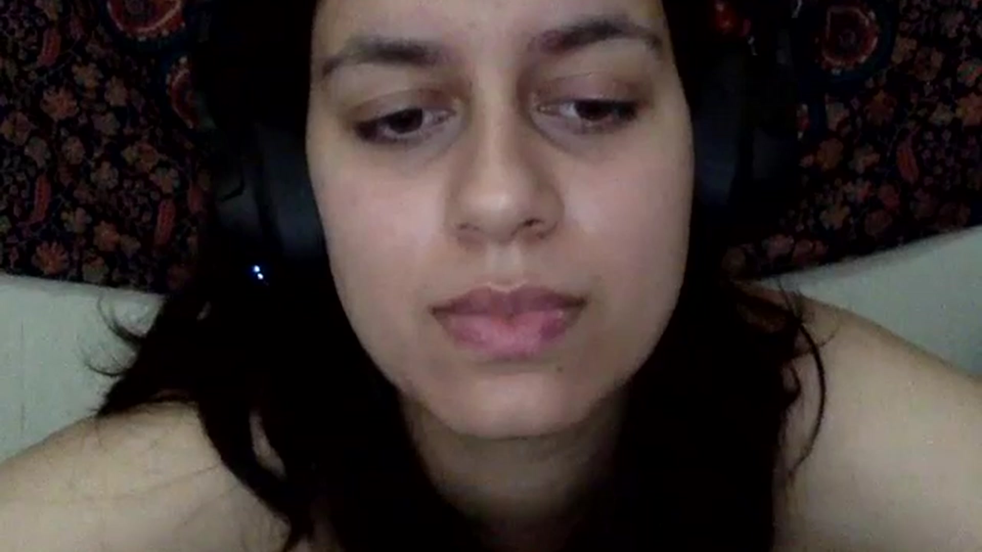 Gallery image thumbnail from yasmin88's myfreecams stream on, 05/15/2024, 12:26 image 16 of 20