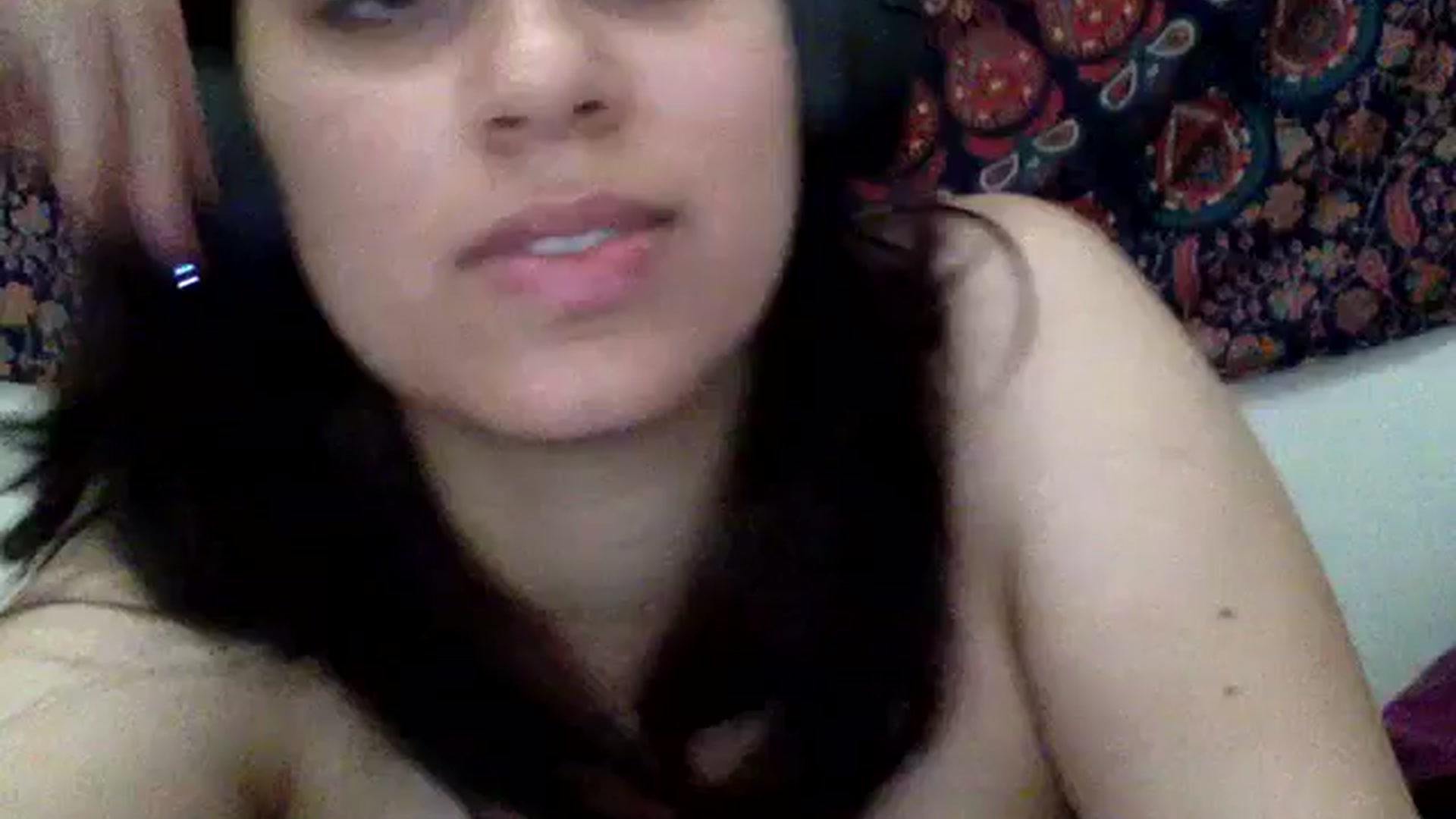 Gallery image thumbnail from yasmin88's myfreecams stream on, 05/15/2024, 12:26 image 18 of 20