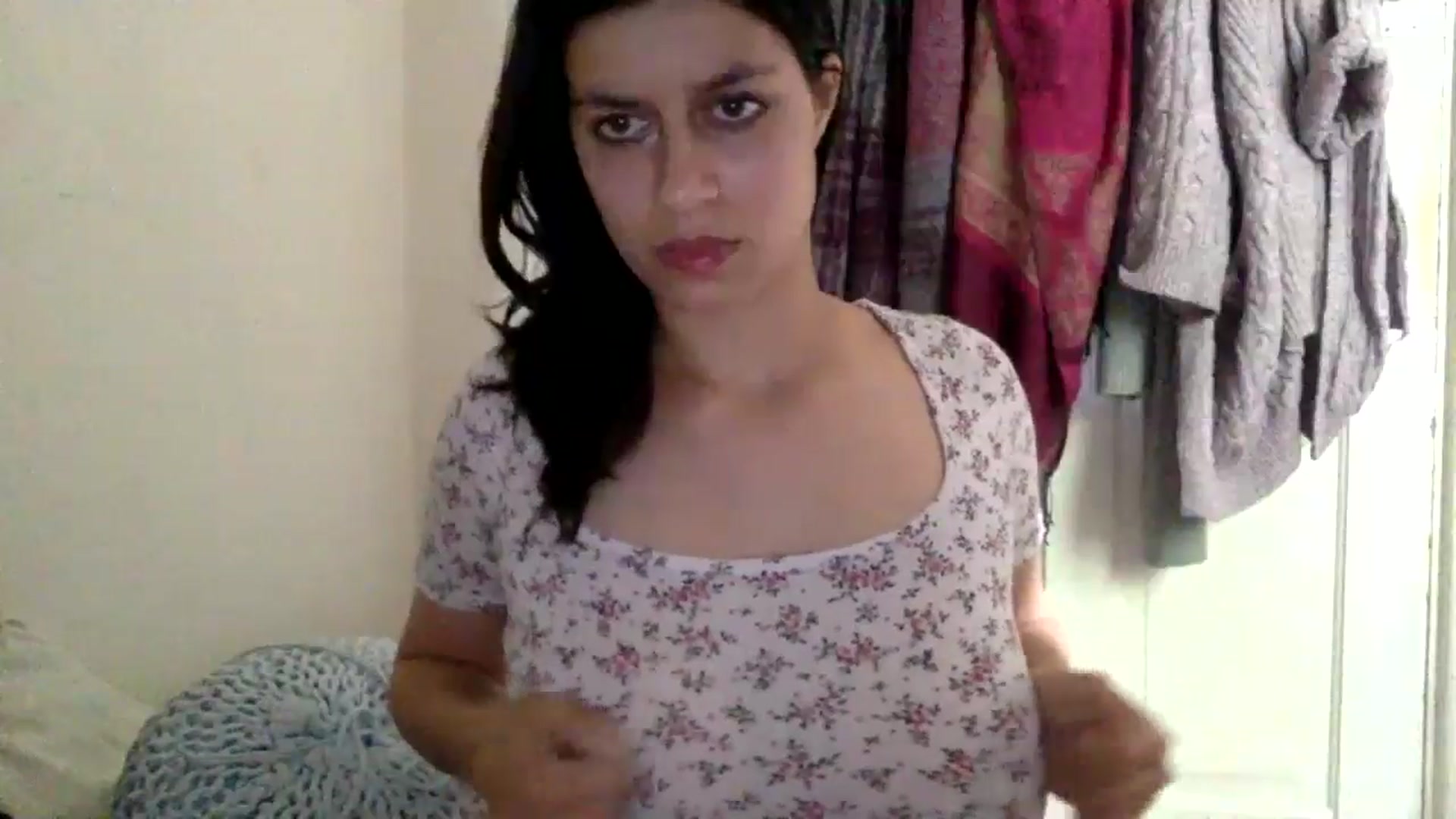 Gallery image thumbnail from yasmin88's myfreecams stream on, 05/16/2024, 09:18 image 7 of 20