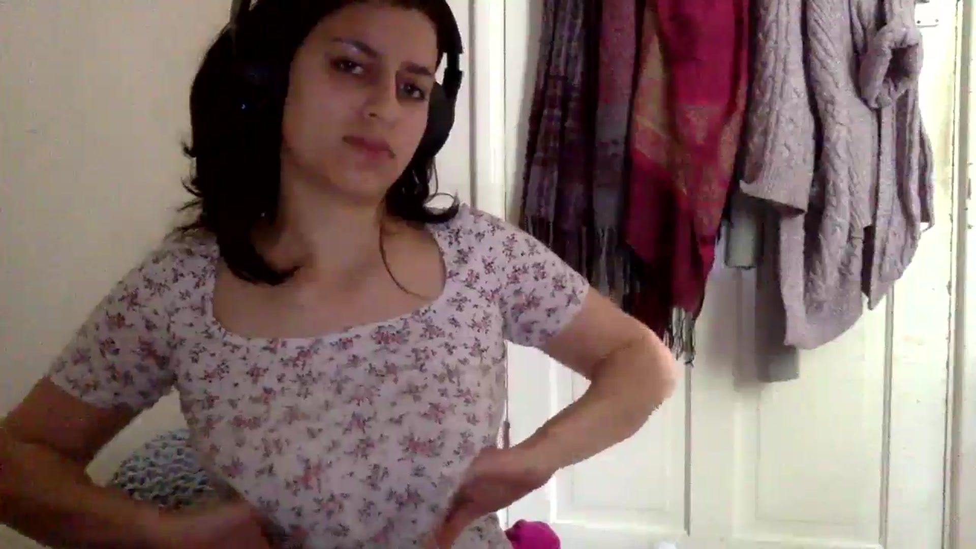 Gallery image thumbnail from yasmin88's myfreecams stream on, 05/16/2024, 09:18 image 18 of 20
