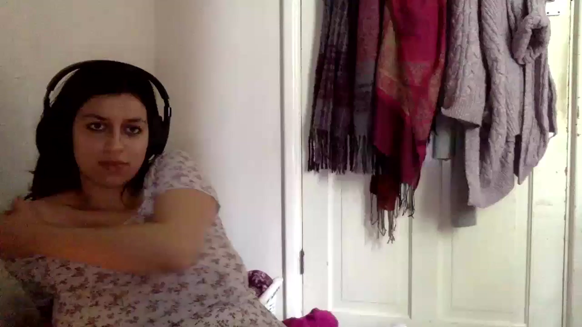 Gallery image thumbnail from yasmin88's myfreecams stream on, 05/16/2024, 09:18 image 20 of 20