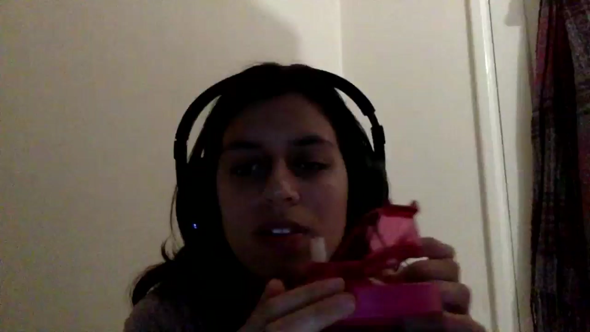 Gallery image thumbnail from yasmin88's myfreecams stream on, 05/16/2024, 16:18 image 16 of 20