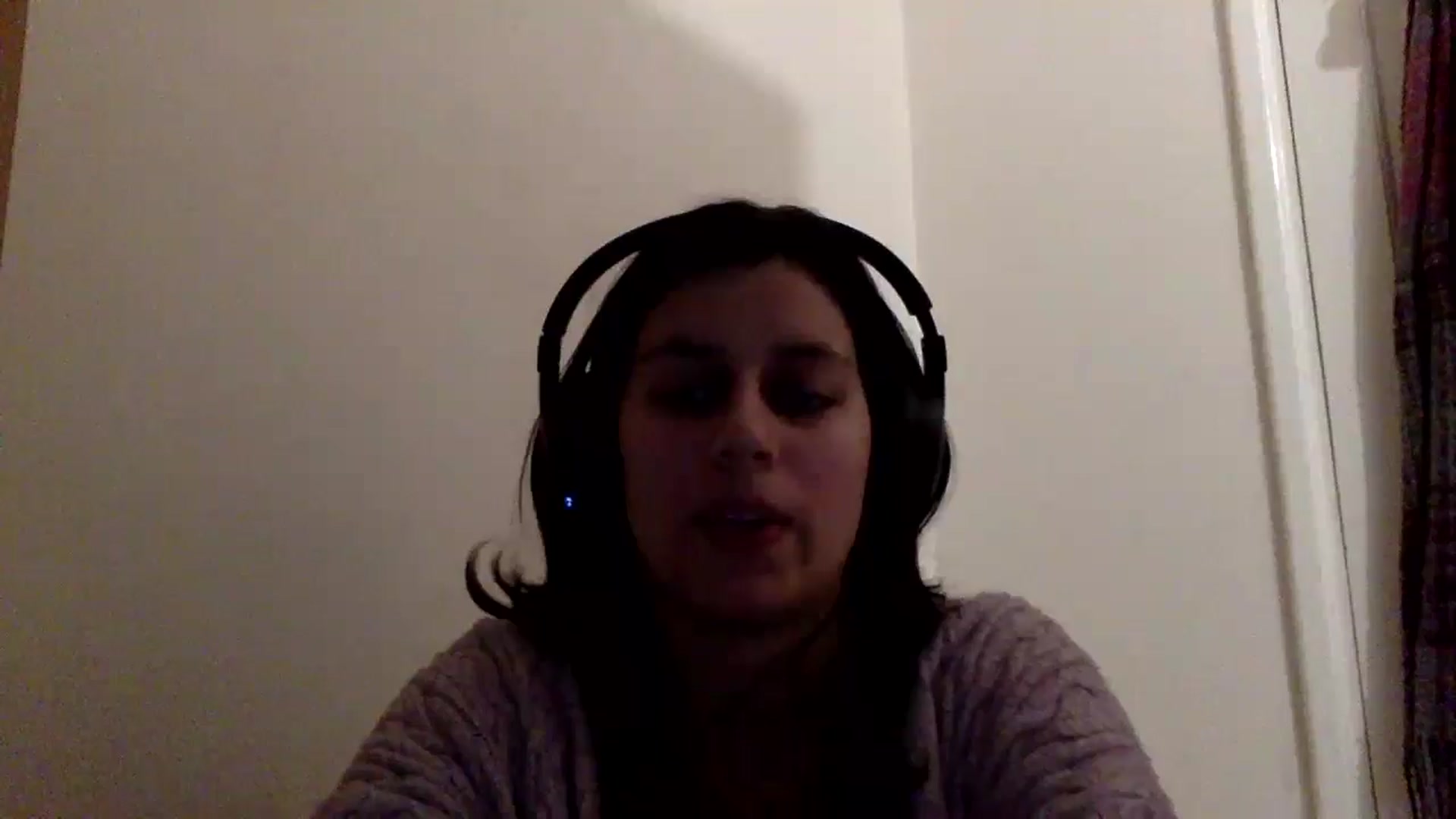 Gallery image thumbnail from yasmin88's myfreecams stream on, 05/16/2024, 16:32 image 4 of 20