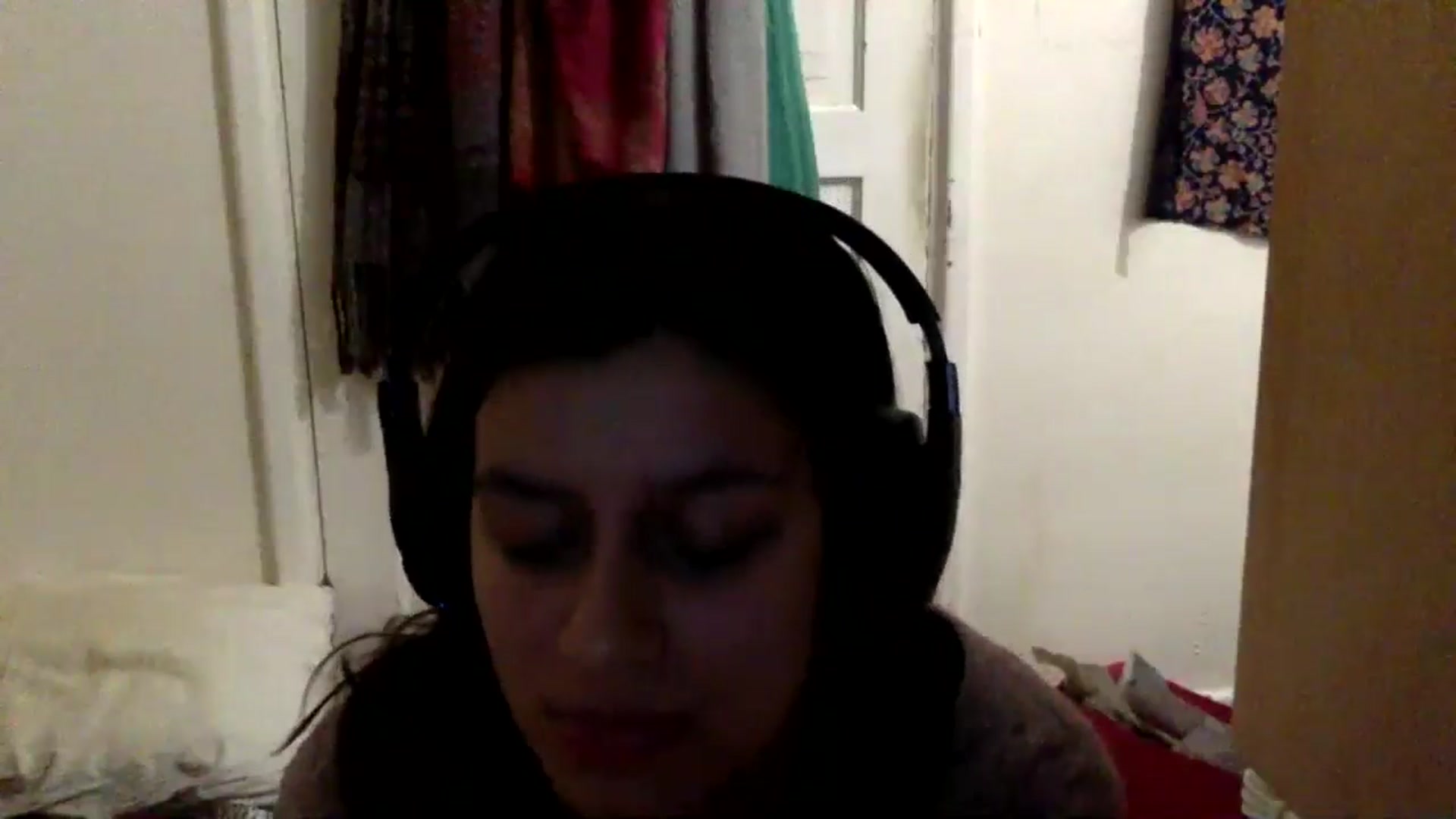 Gallery image thumbnail from yasmin88's myfreecams stream on, 05/16/2024, 17:07 image 11 of 20