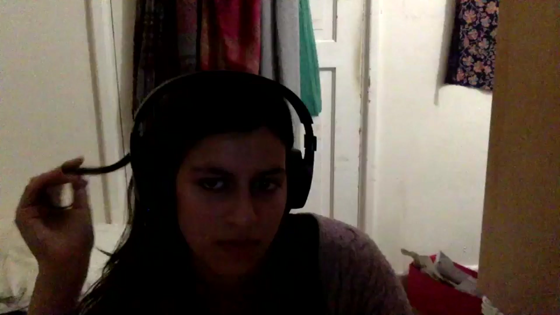 Gallery image thumbnail from yasmin88's myfreecams stream on, 05/16/2024, 17:07 image 18 of 20