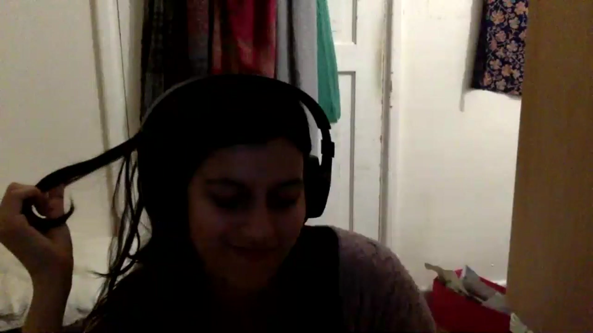 Gallery image thumbnail from yasmin88's myfreecams stream on, 05/16/2024, 17:07 image 19 of 20