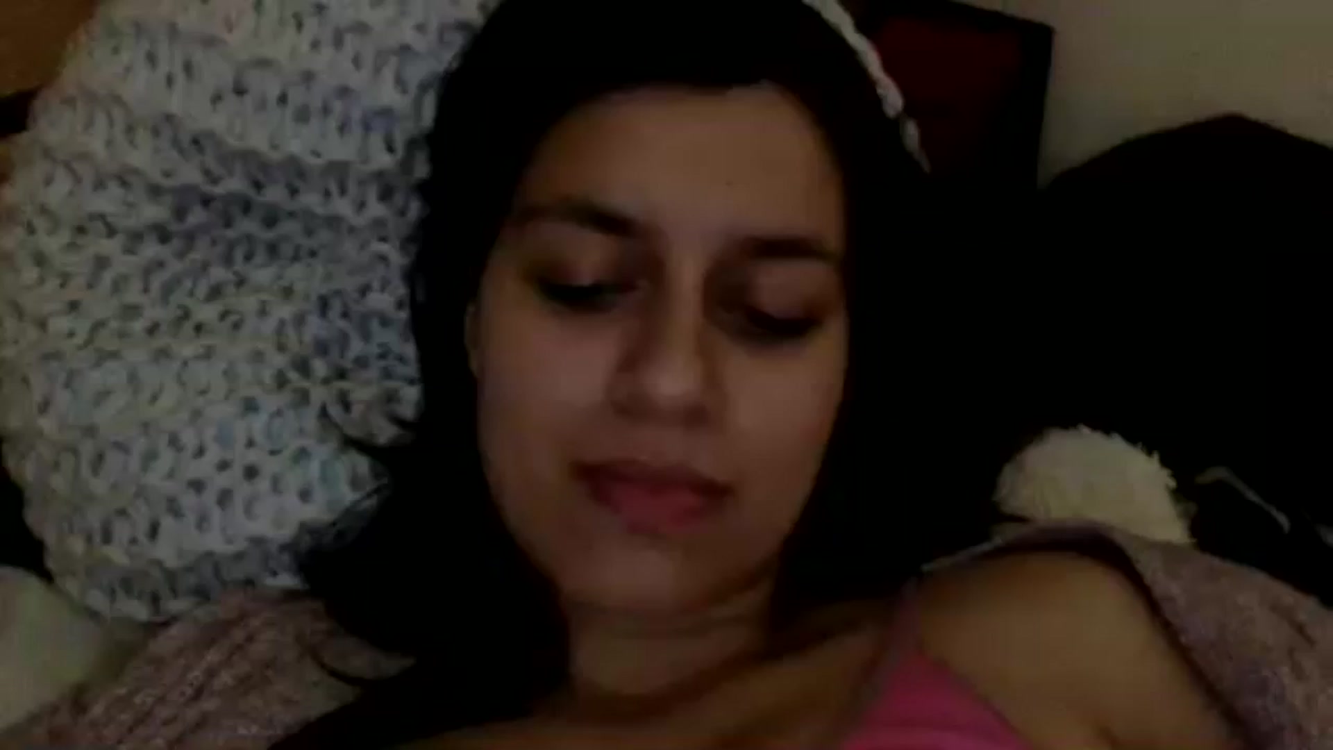 Gallery image thumbnail from yasmin88's myfreecams stream on, 05/16/2024, 17:44 image 1 of 20