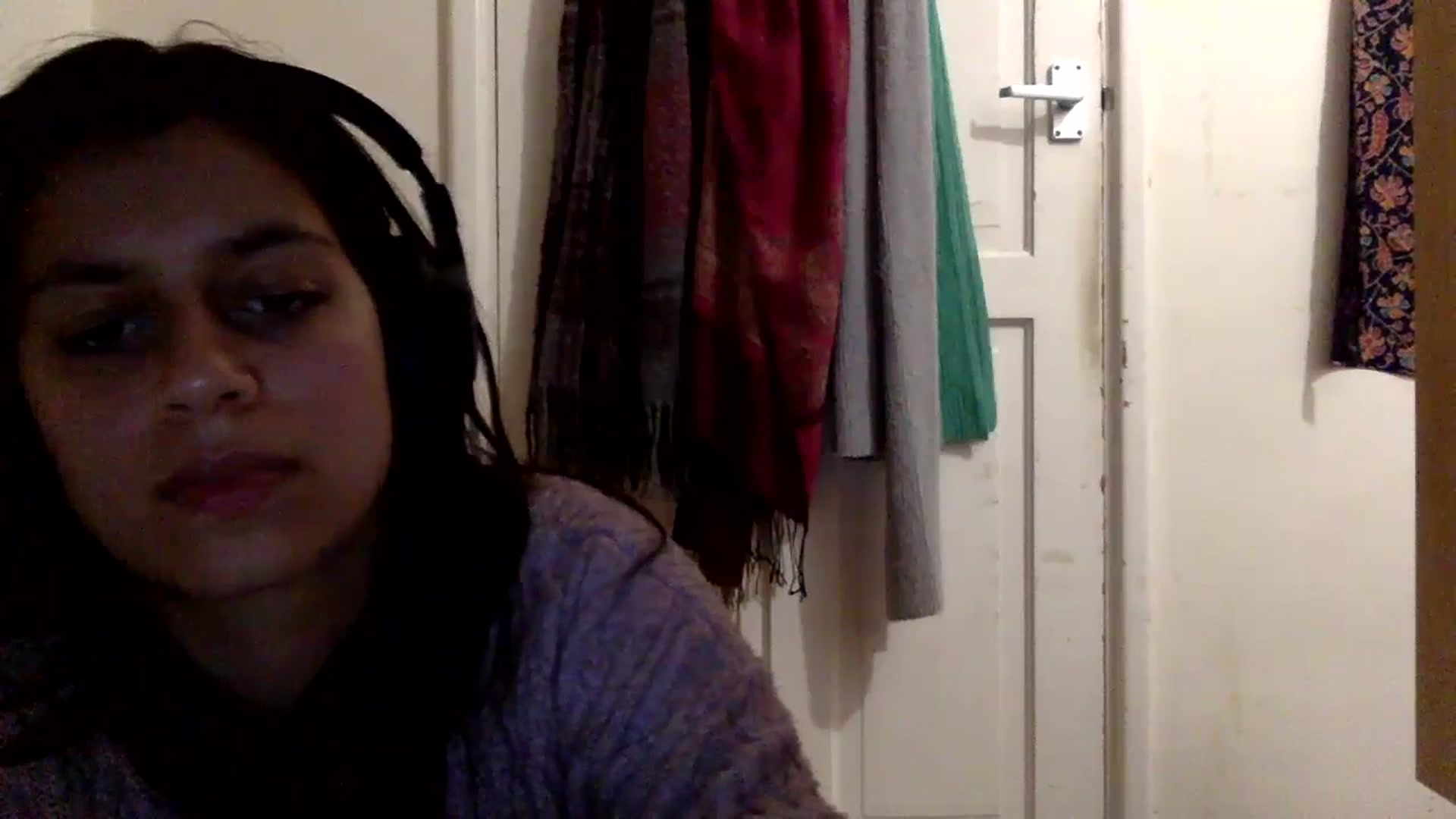 Gallery image thumbnail from yasmin88's myfreecams stream on, 05/16/2024, 19:29 image 9 of 20