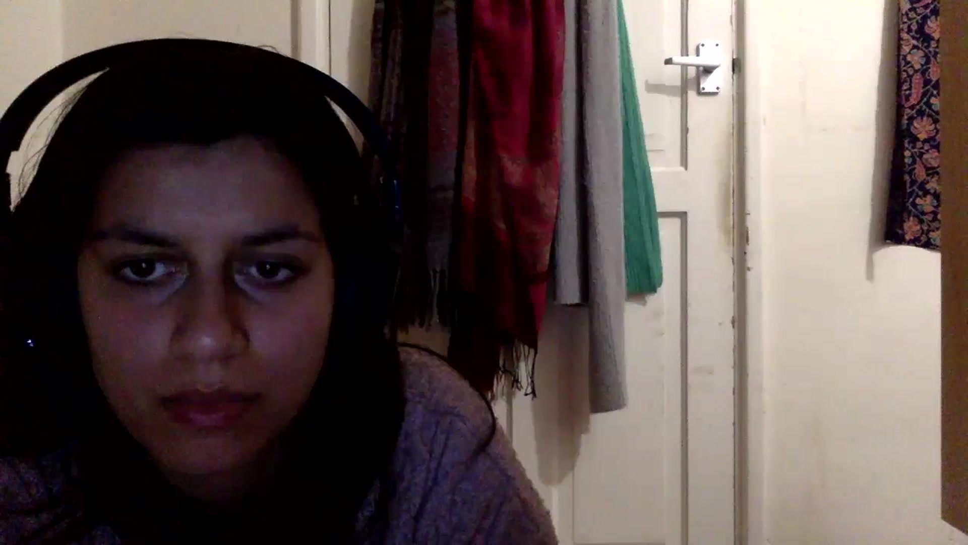 Gallery image thumbnail from yasmin88's myfreecams stream on, 05/16/2024, 19:29 image 10 of 20