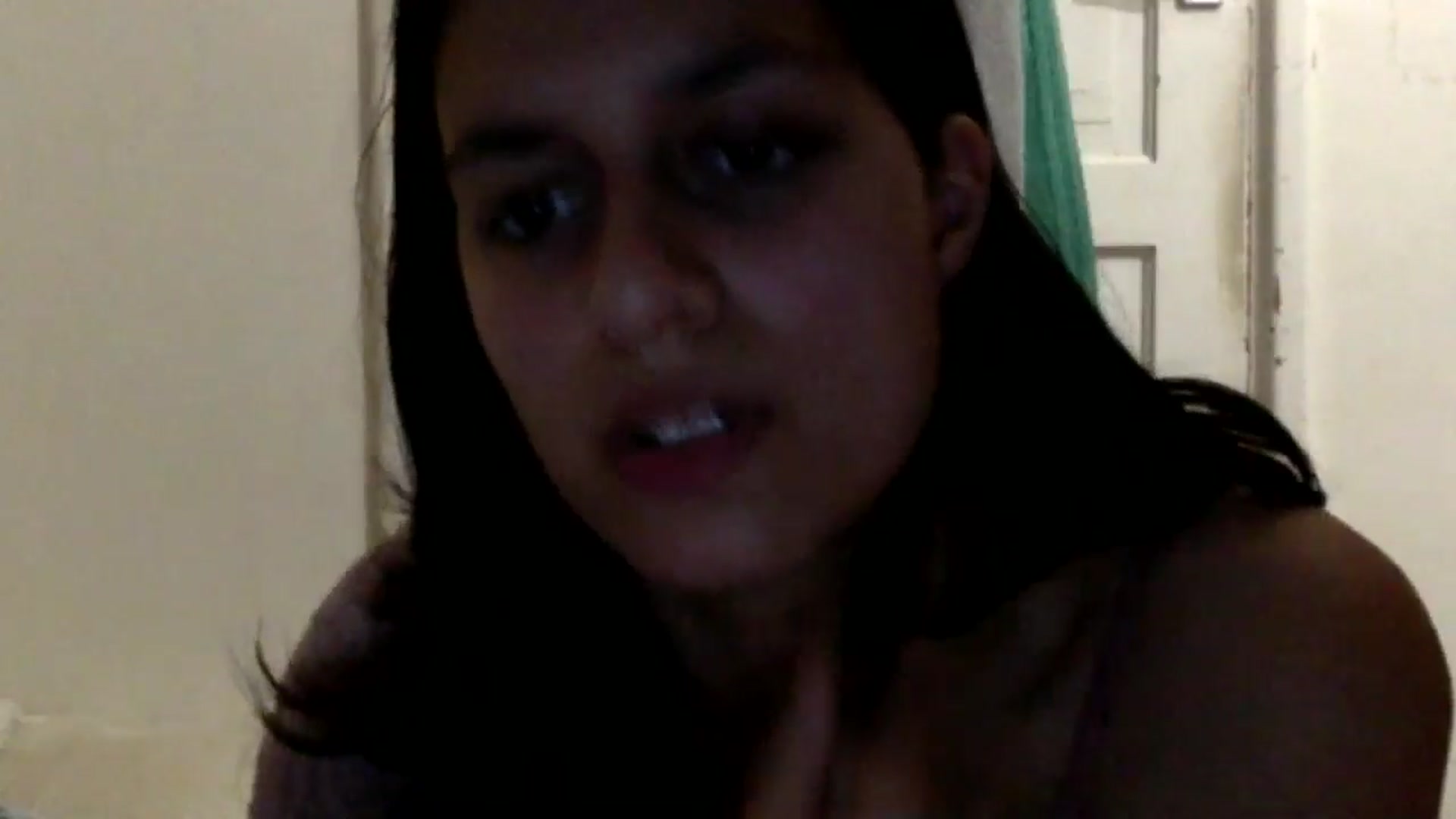 Gallery image thumbnail from yasmin88's myfreecams stream on, 05/16/2024, 20:15 image 7 of 20