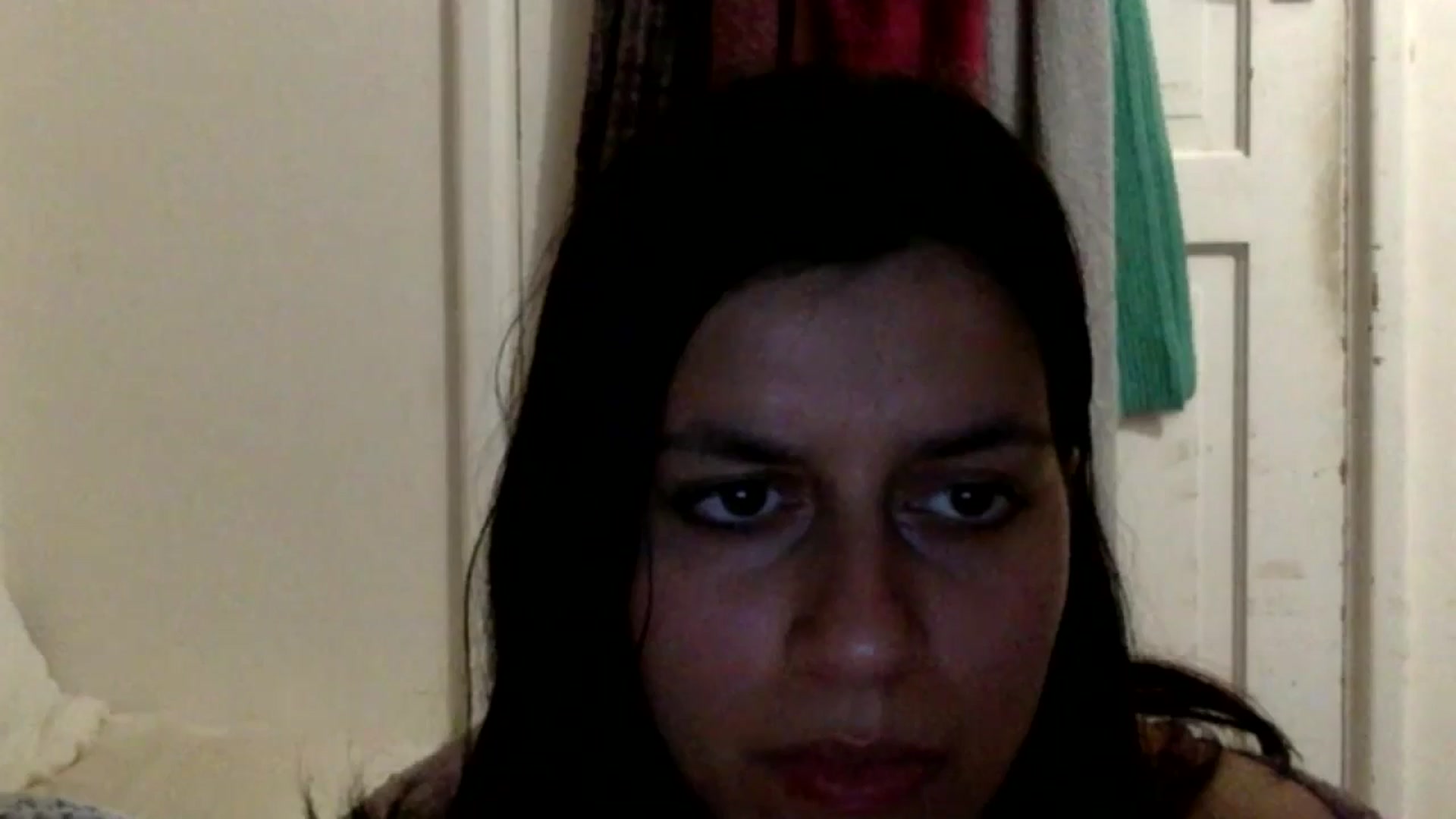 Gallery image thumbnail from yasmin88's myfreecams stream on, 05/16/2024, 20:15 image 13 of 20