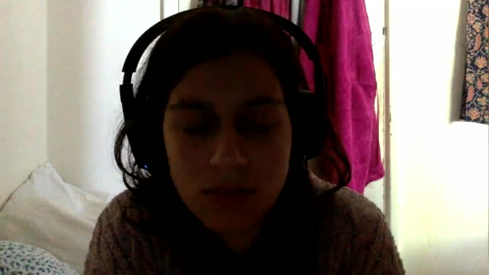 Gallery image thumbnail from yasmin88's myfreecams stream on, 05/17/2024, 07:58 image 6 of 20