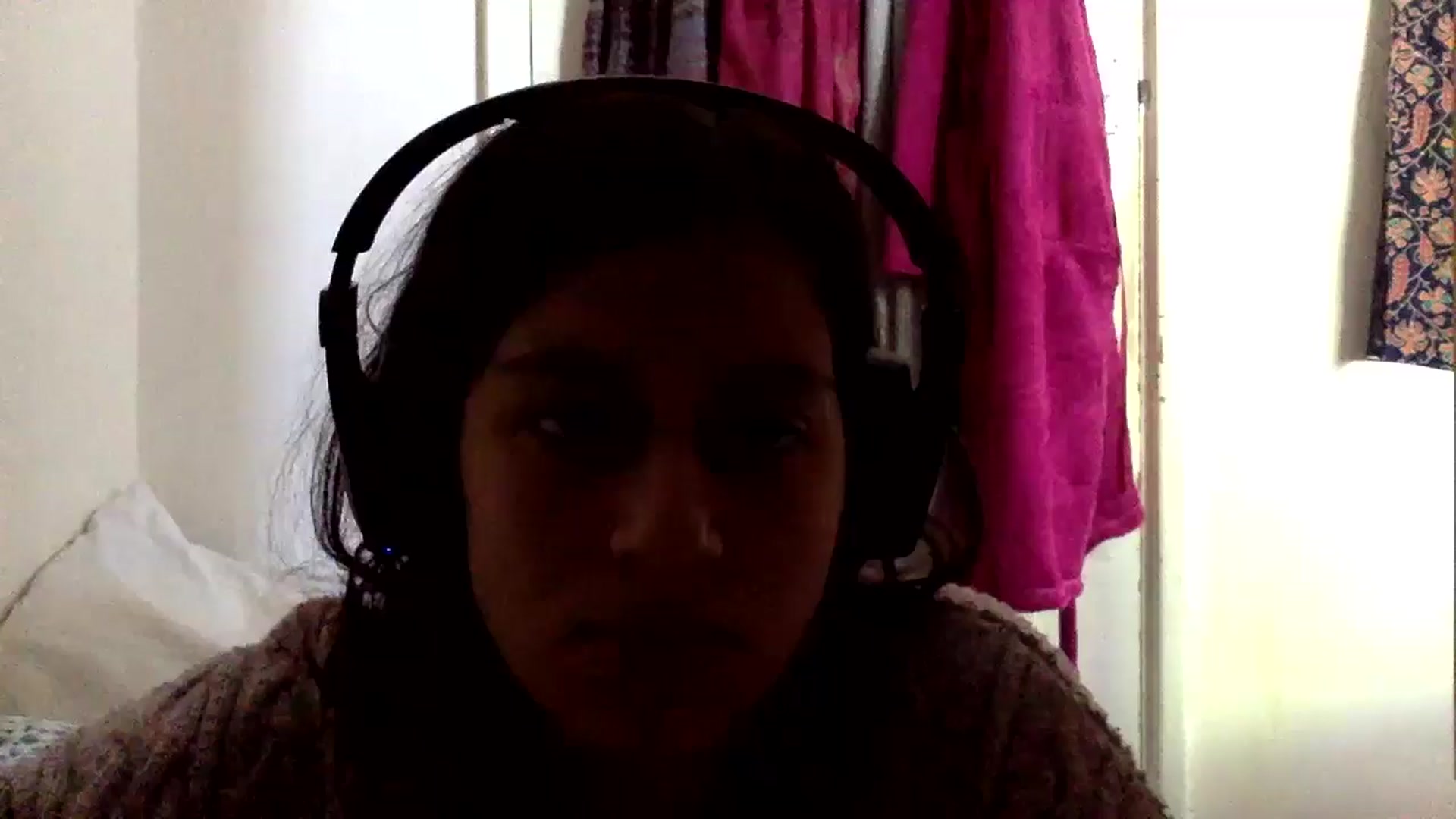 Gallery image thumbnail from yasmin88's myfreecams stream on, 05/17/2024, 07:58 image 16 of 20