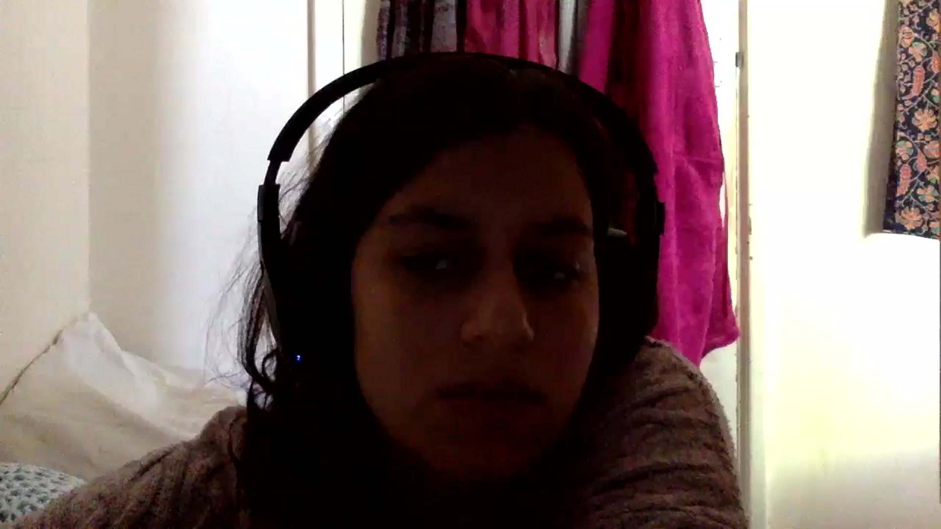 Gallery image thumbnail from yasmin88's myfreecams stream on, 05/17/2024, 07:58 image 14 of 20