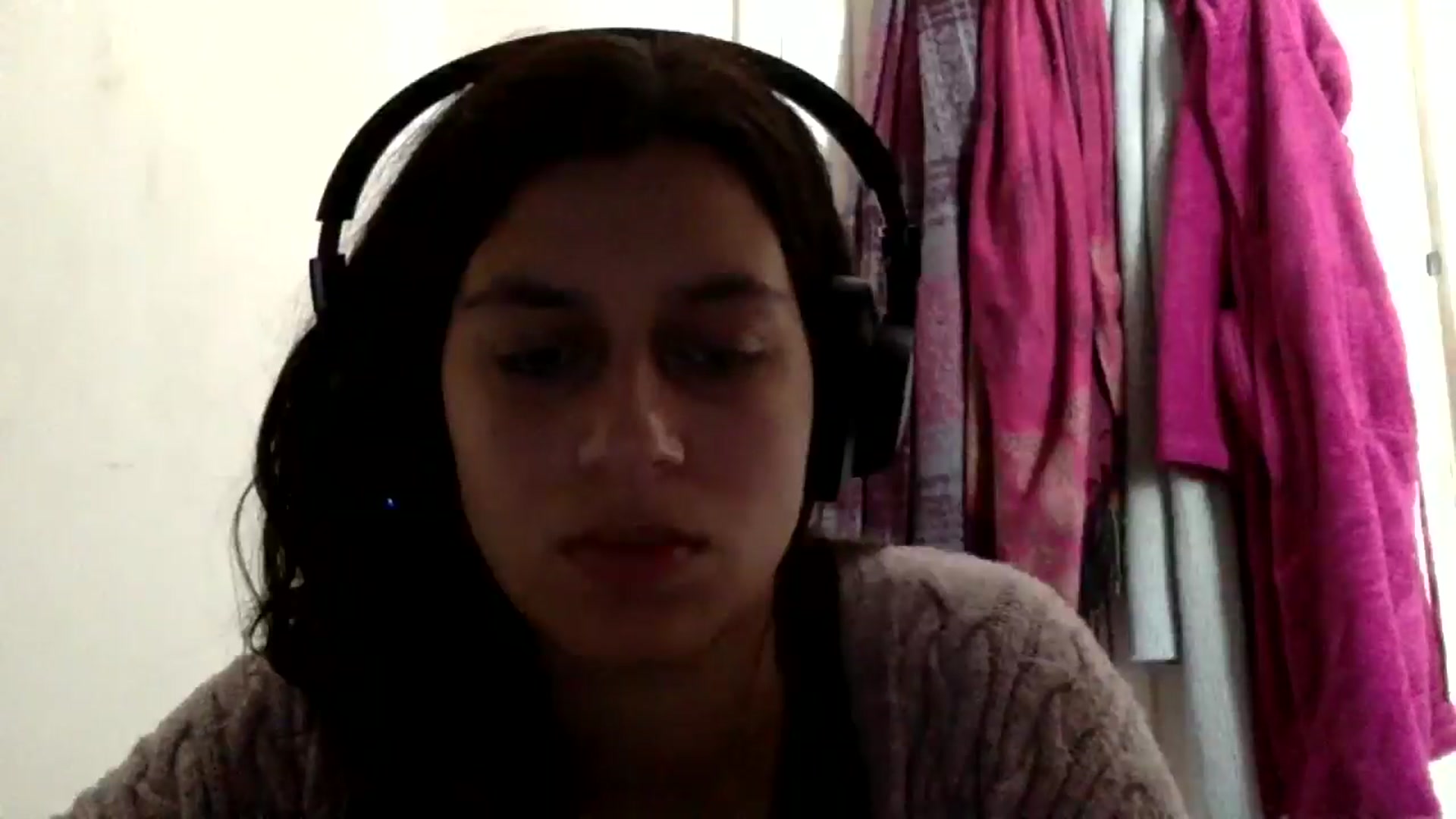 Gallery image thumbnail from yasmin88's myfreecams stream on, 05/17/2024, 09:17 image 14 of 20