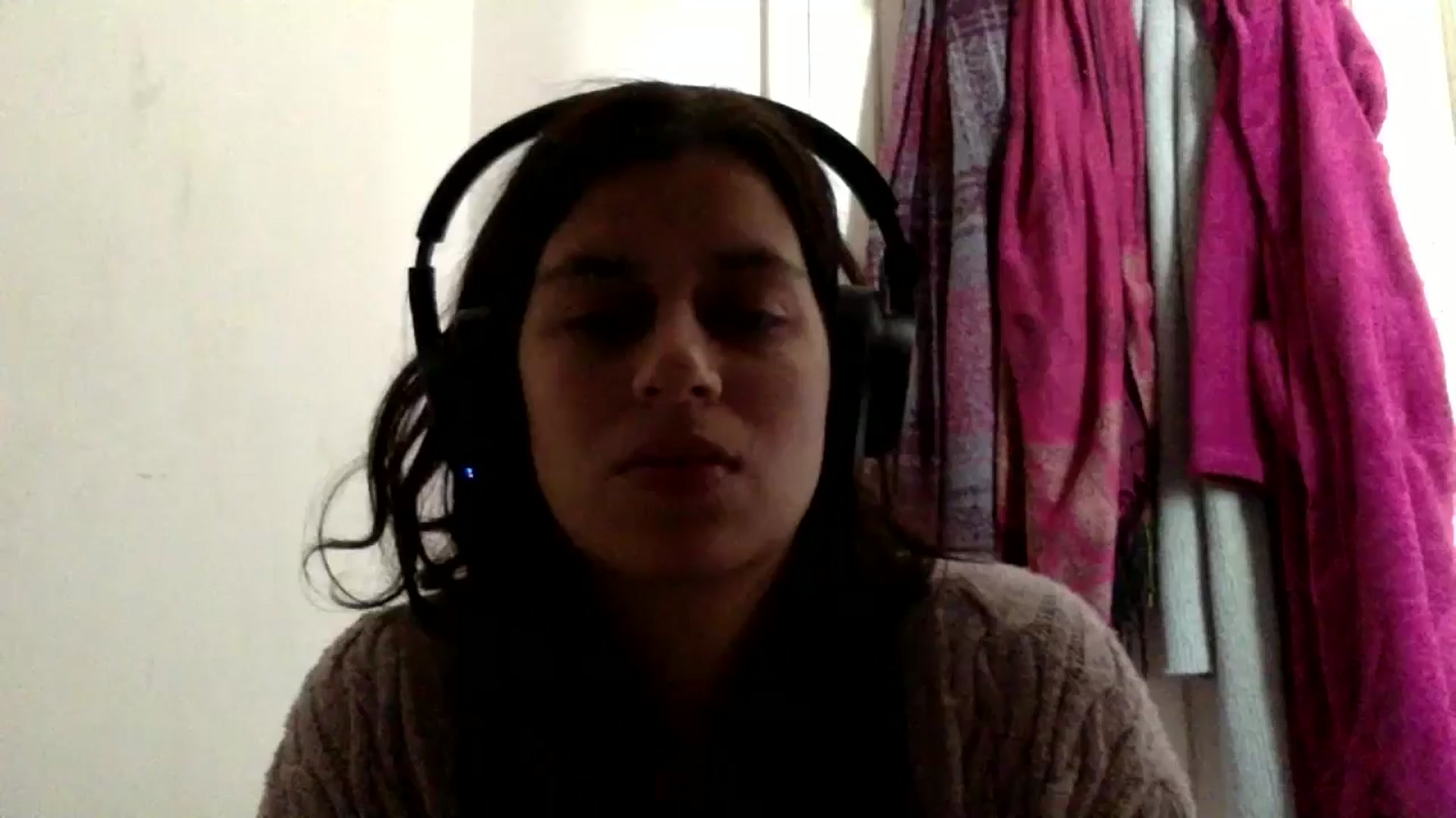 Gallery image thumbnail from yasmin88's myfreecams stream on, 05/17/2024, 09:17 image 5 of 20