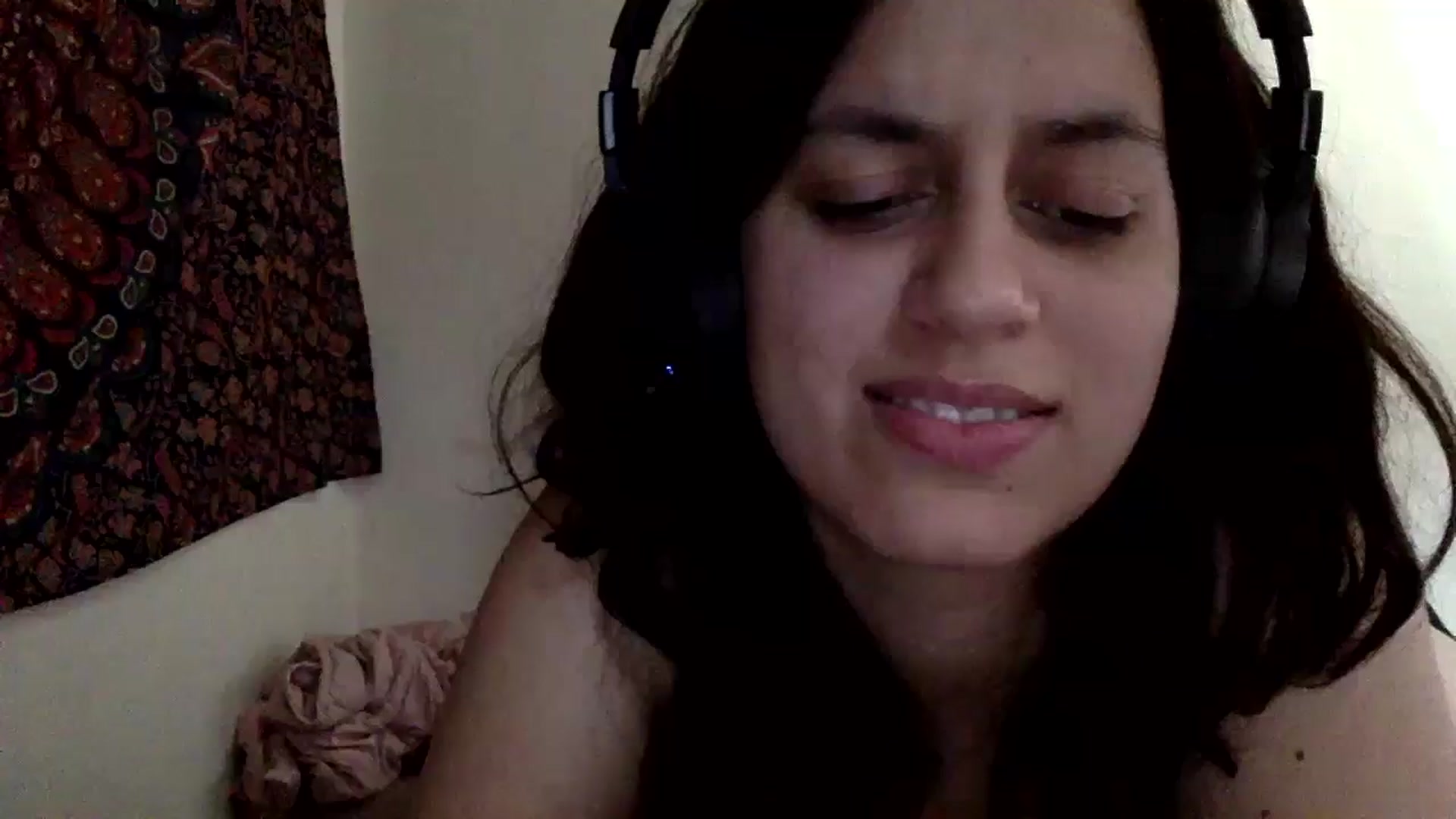 Gallery image thumbnail from yasmin88's myfreecams stream on, 05/17/2024, 10:30 image 15 of 20