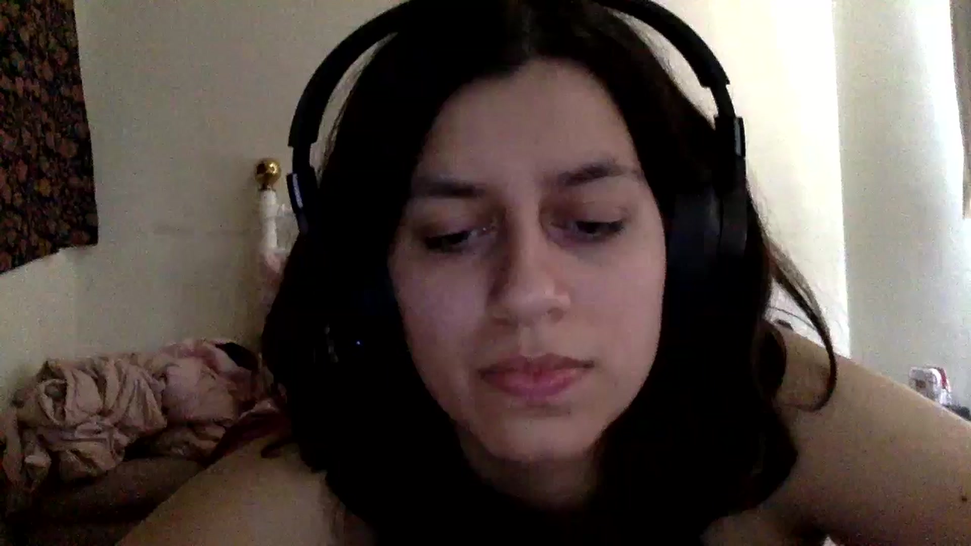 Gallery image thumbnail from yasmin88's myfreecams stream on, 05/17/2024, 10:30 image 17 of 20