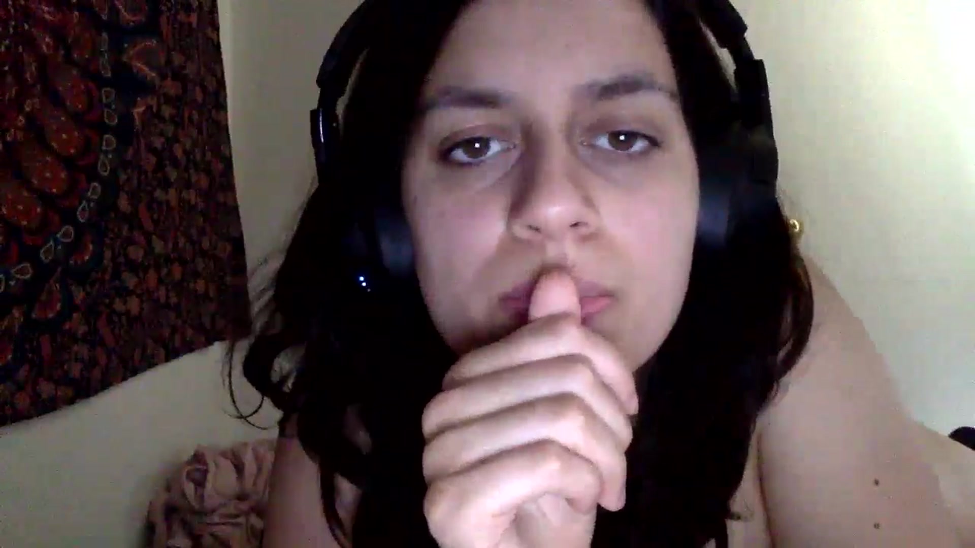 Gallery image thumbnail from yasmin88's myfreecams stream on, 05/17/2024, 10:30 image 6 of 20