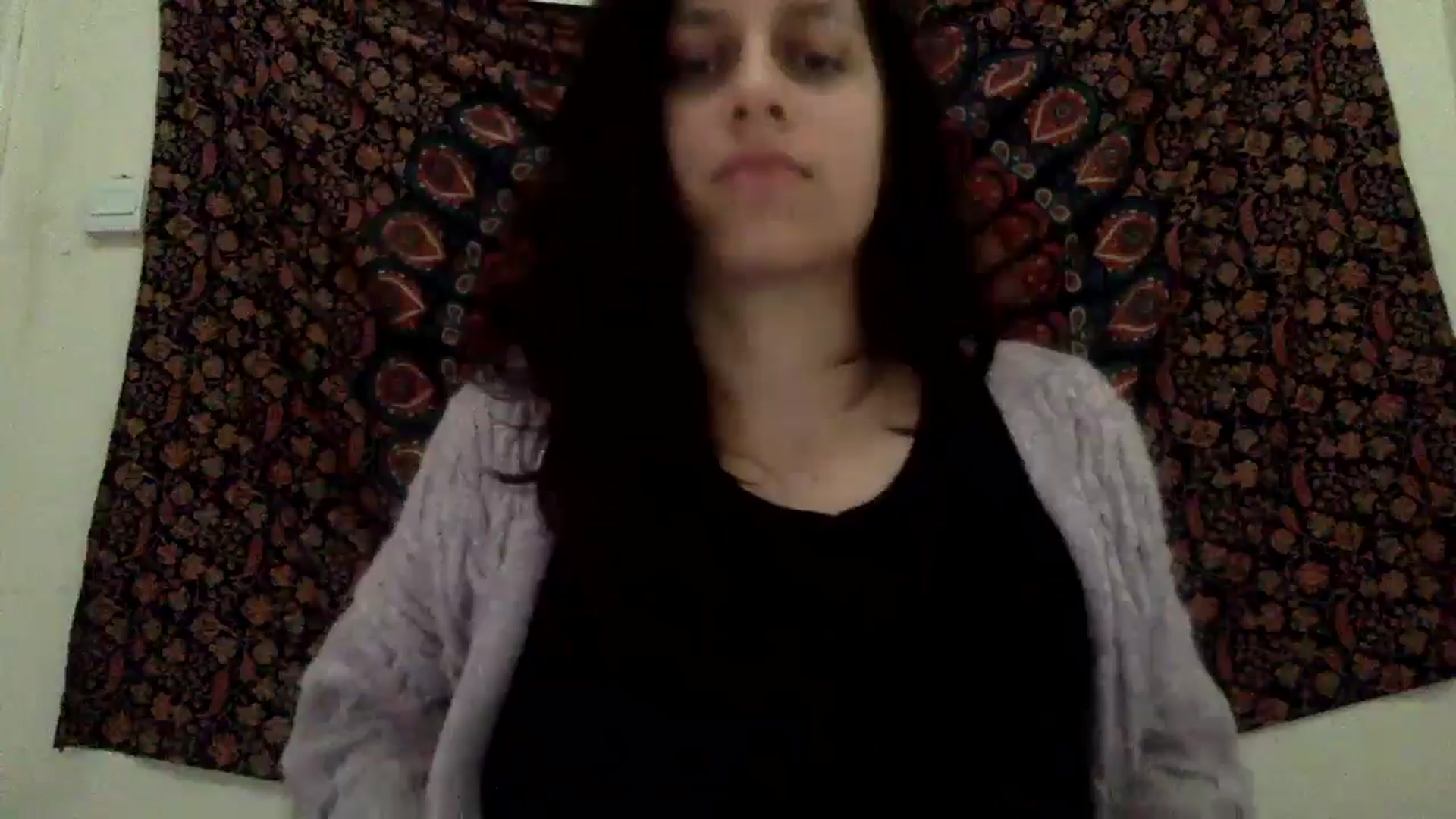 Gallery image thumbnail from yasmin88's myfreecams stream on, 05/17/2024, 12:24 image 14 of 20