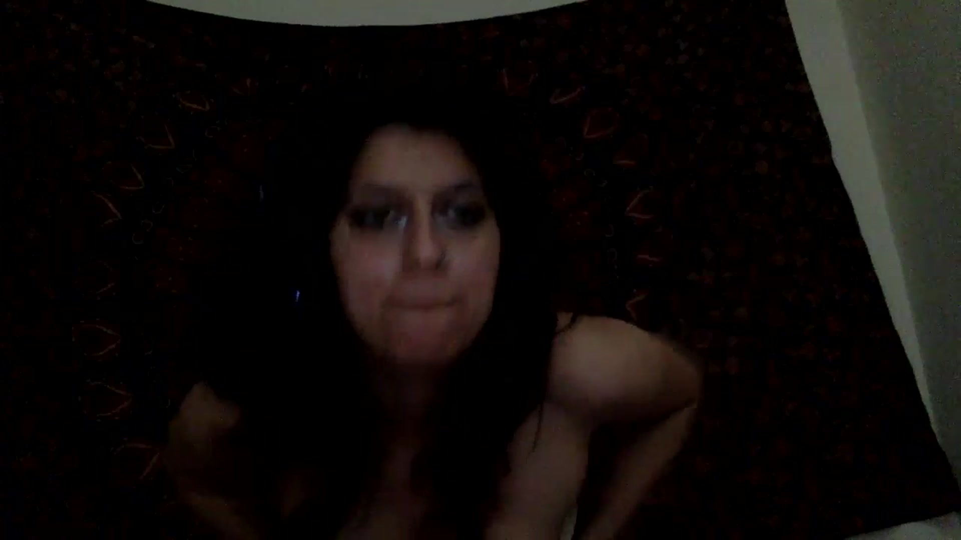 Gallery image thumbnail from yasmin88's myfreecams stream on, 05/17/2024, 17:32 image 14 of 20