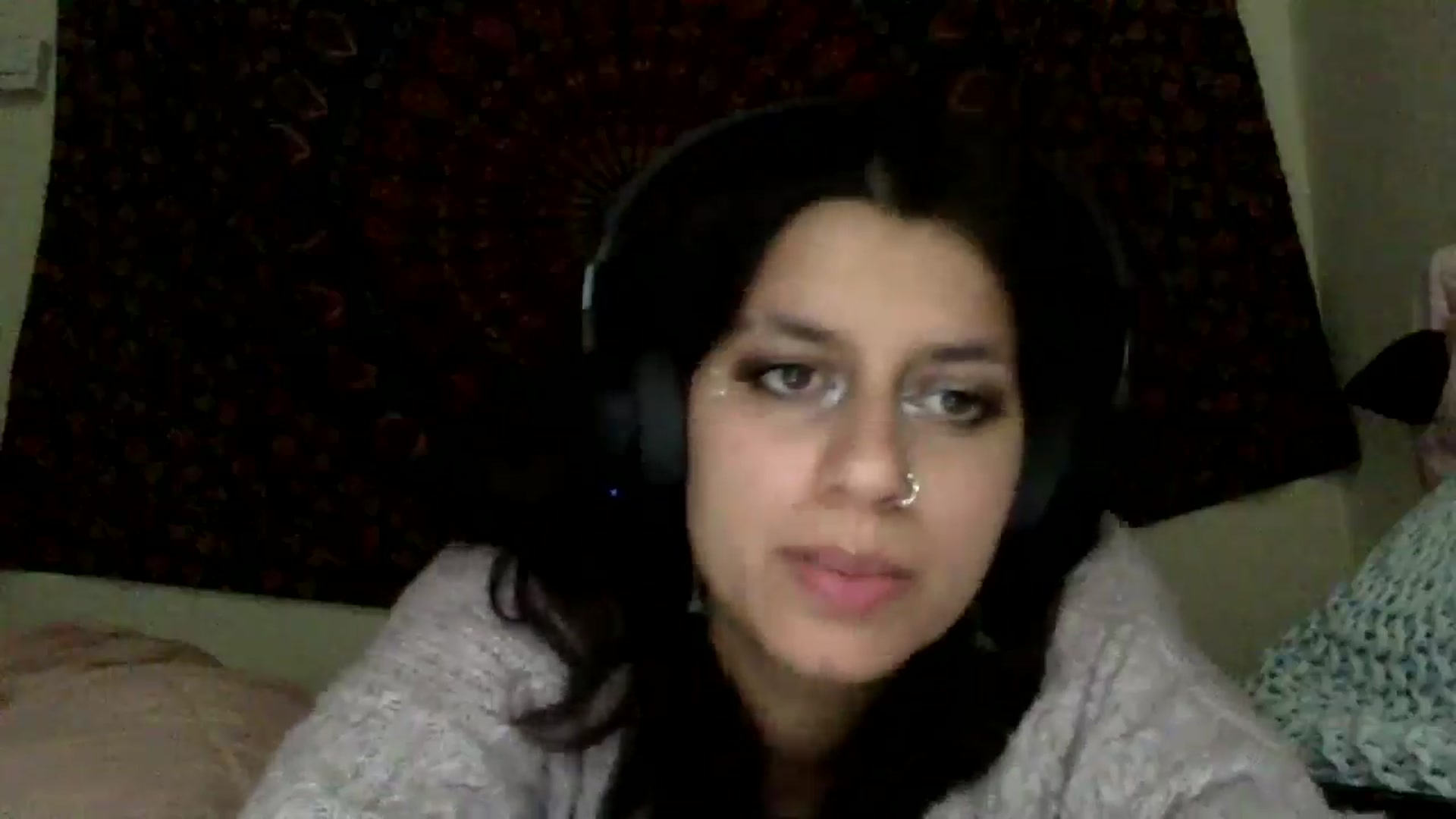 Gallery image thumbnail from yasmin88's myfreecams stream on, 05/17/2024, 17:32 image 17 of 20
