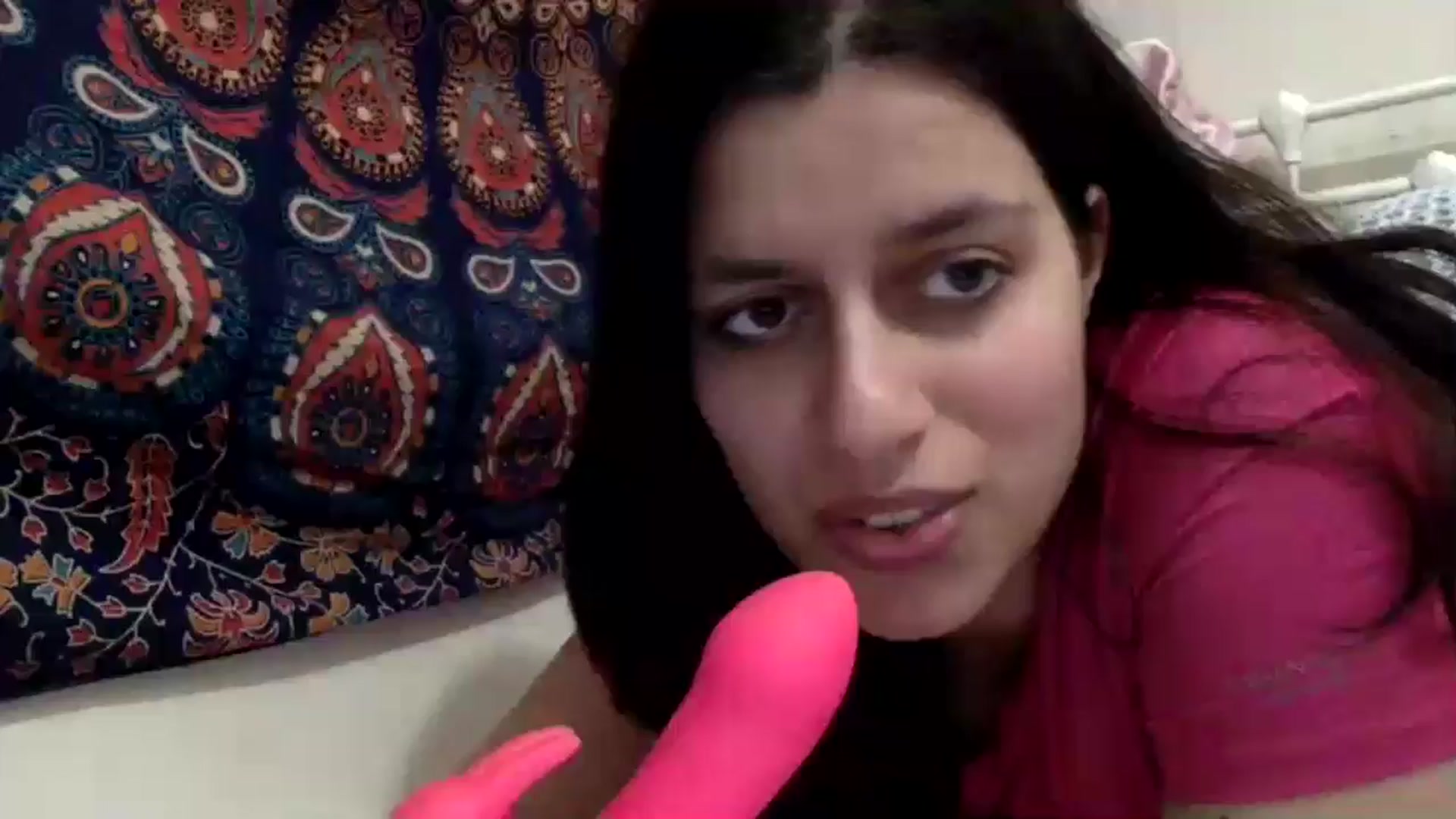 Gallery image thumbnail from yasmin88's myfreecams stream on, 05/18/2024, 19:16 image 3 of 20