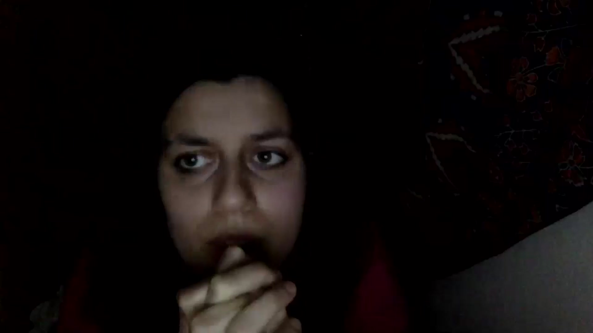 Gallery image thumbnail from yasmin88's myfreecams stream on, 05/18/2024, 19:16 image 17 of 20