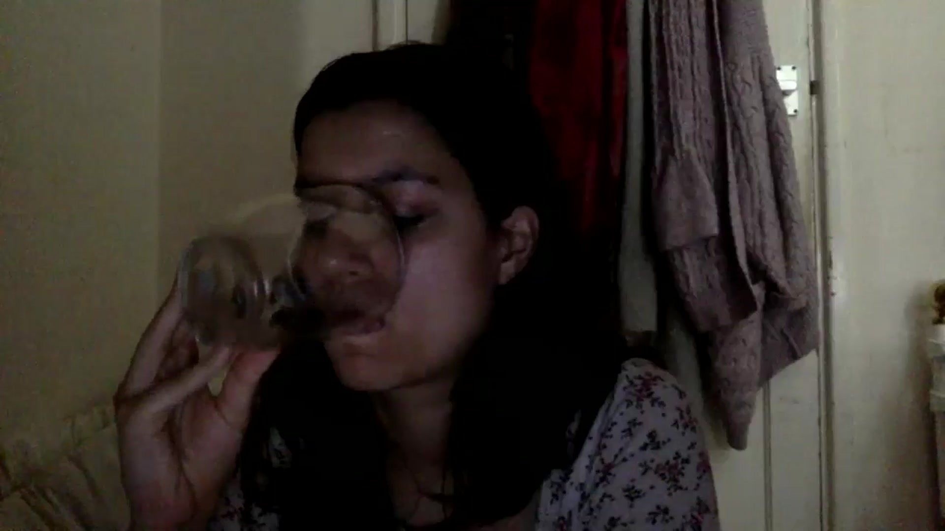 Gallery image thumbnail from yasmin88's myfreecams stream on, 05/19/2024, 09:07 image 17 of 20