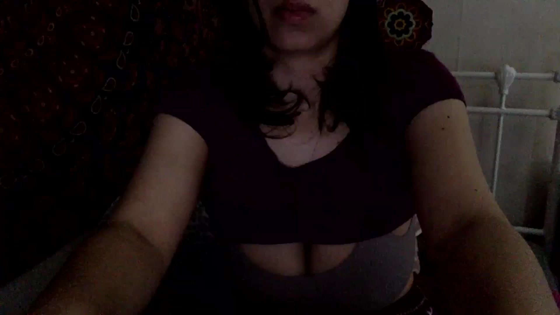 Gallery image thumbnail from yasmin88's myfreecams stream on, 05/24/2024, 08:14 image 17 of 20
