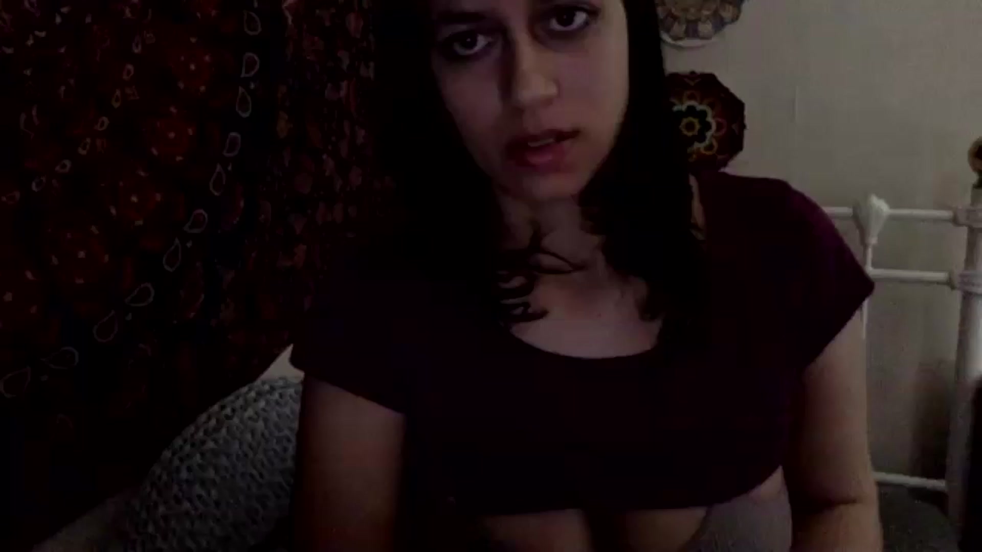 Gallery image thumbnail from yasmin88's myfreecams stream on, 05/24/2024, 08:14 image 3 of 20