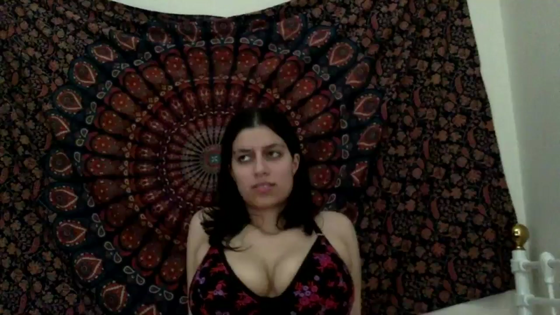 Gallery image thumbnail from yasmin88's myfreecams stream on, 05/24/2024, 12:21 image 11 of 20