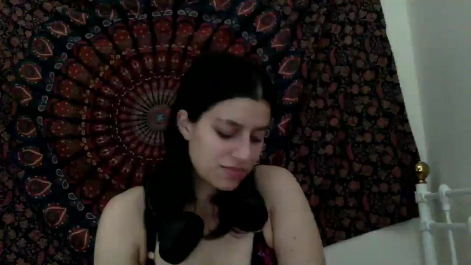 Gallery image thumbnail from yasmin88's myfreecams stream on, 05/24/2024, 12:54 image 7 of 20