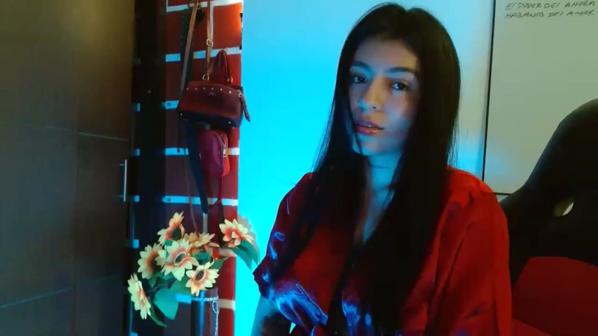 Gallery image thumbnail from yesicat's myfreecams stream on, 02/07/2023, 02:22 image 14 of 20