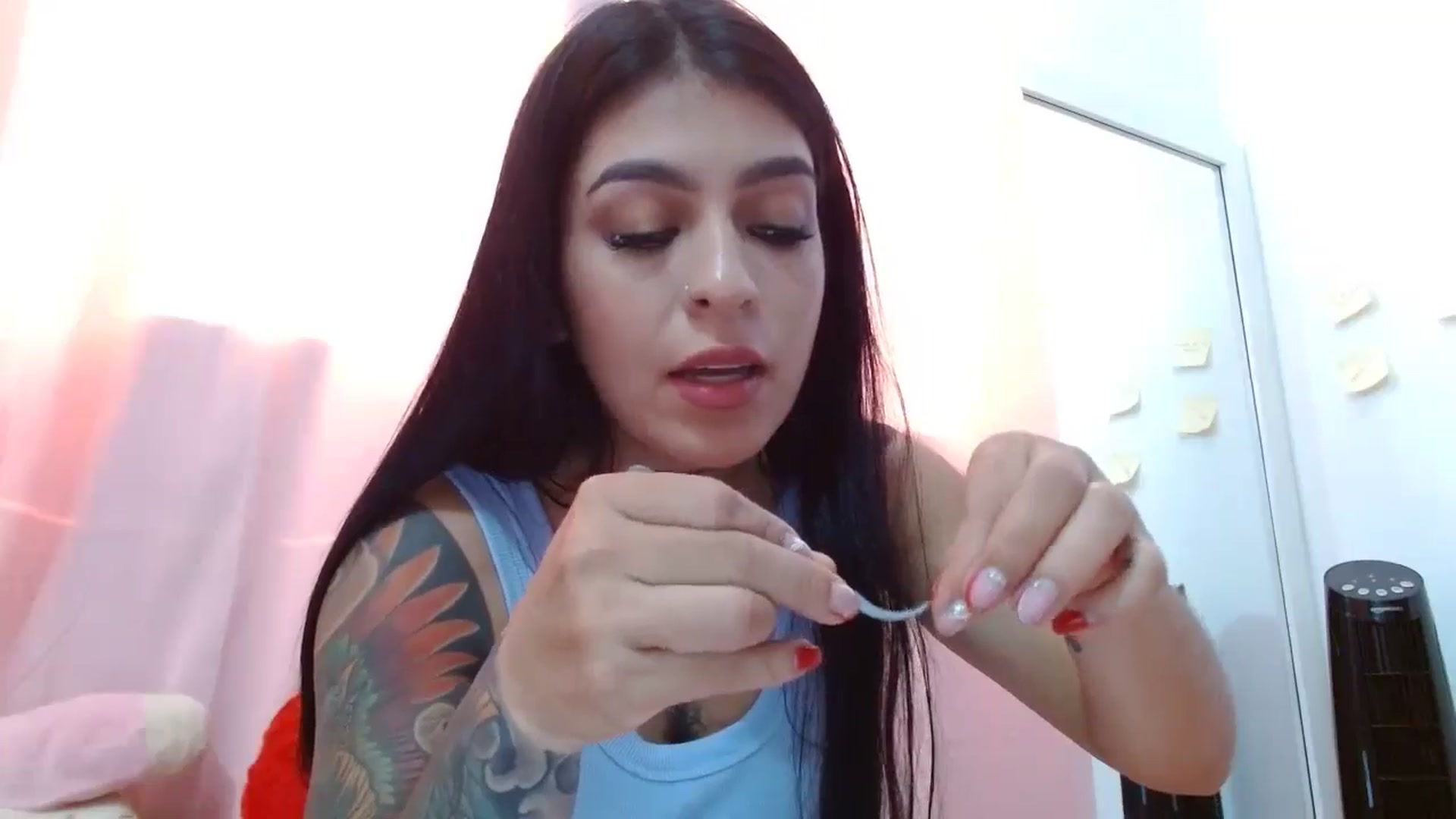 Gallery image thumbnail from yesicat's myfreecams stream on, 06/15/2024, 18:49 image 7 of 20