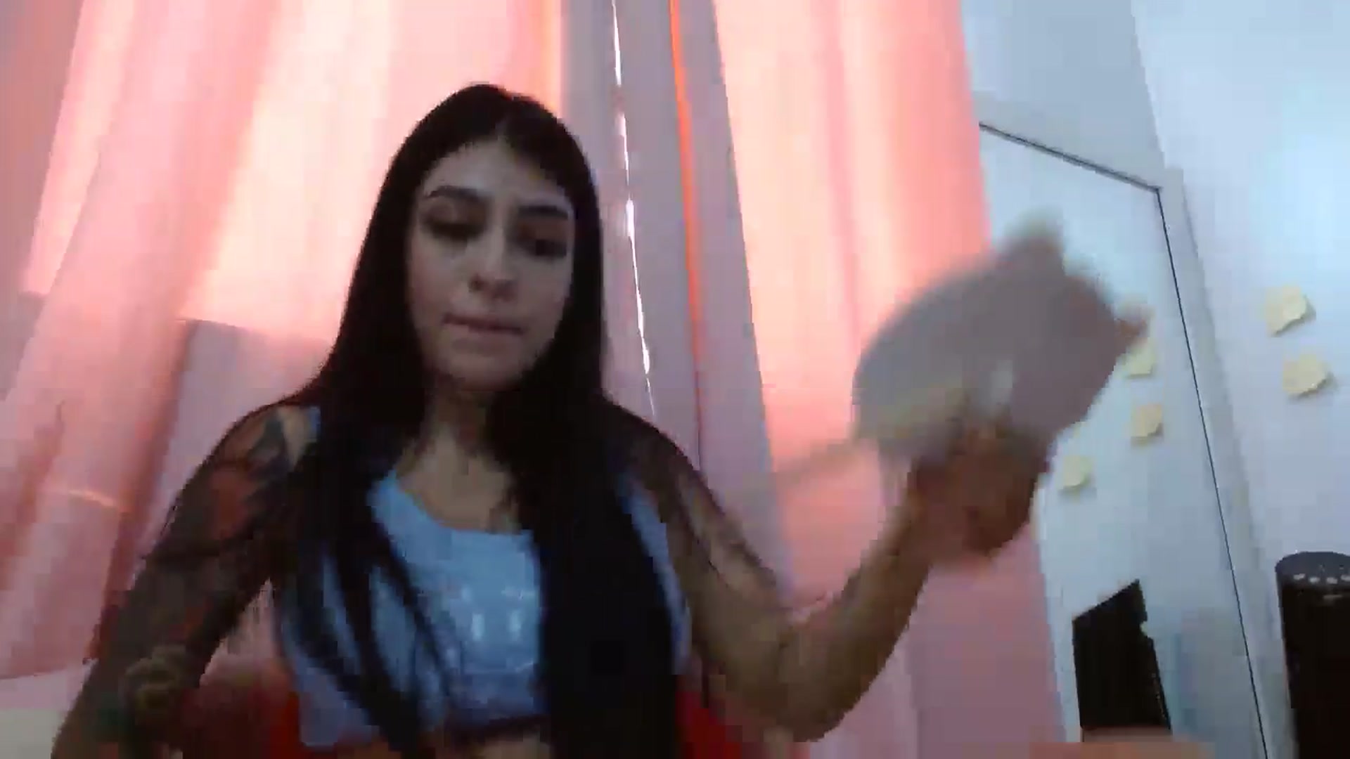 Gallery image thumbnail from yesicat's myfreecams stream on, 06/15/2024, 18:49 image 2 of 20