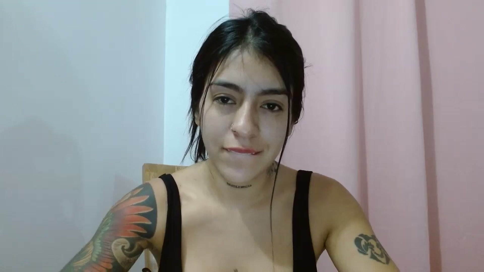 Gallery image thumbnail from yesicat's myfreecams stream on, 07/09/2024, 03:33 image 5 of 20