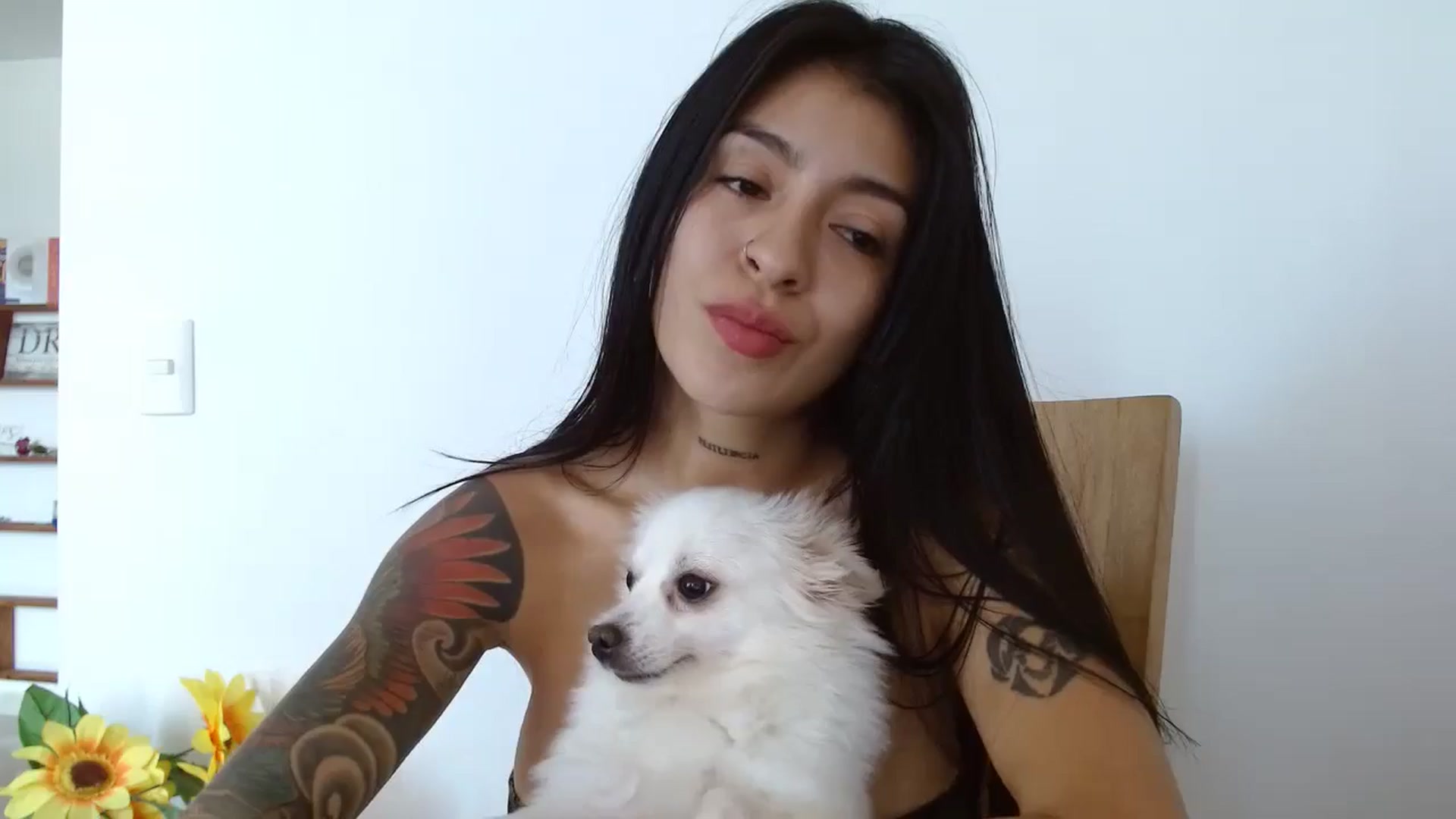 Gallery image thumbnail from yesicat's myfreecams stream on, 07/29/2024, 15:13 image 9 of 20