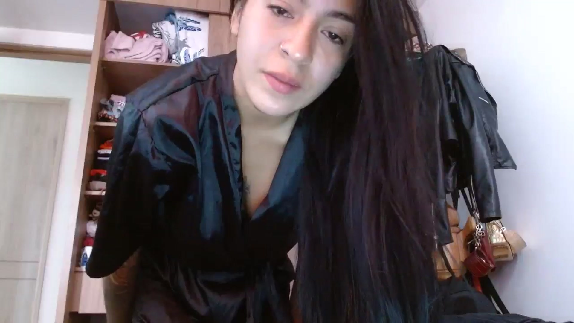 Gallery image thumbnail from yesicat's myfreecams stream on, 08/07/2024, 13:34 image 19 of 20