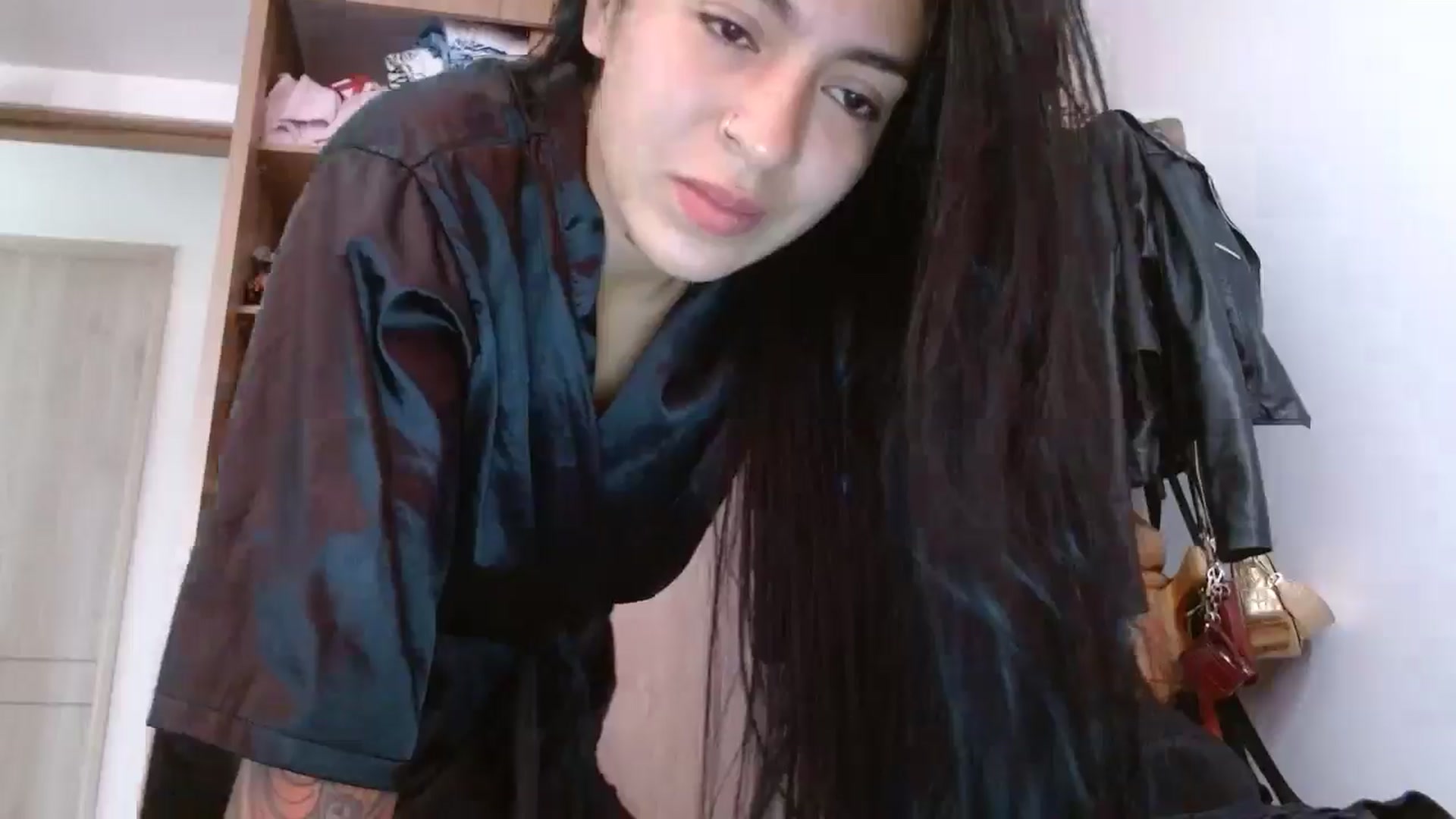 Gallery image thumbnail from yesicat's myfreecams stream on, 08/07/2024, 13:34 image 17 of 20