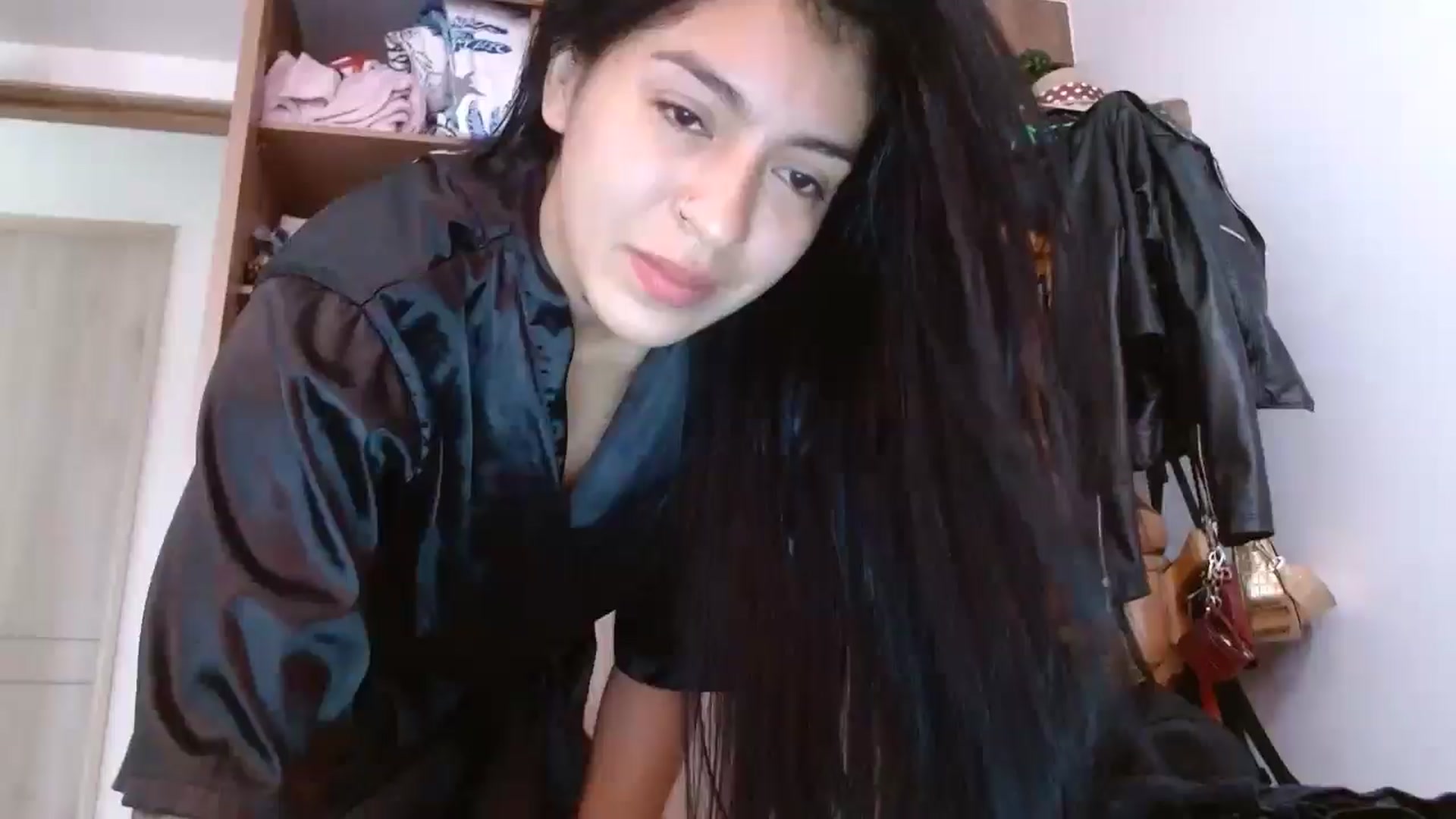 Gallery image thumbnail from yesicat's myfreecams stream on, 08/07/2024, 13:34 image 16 of 20
